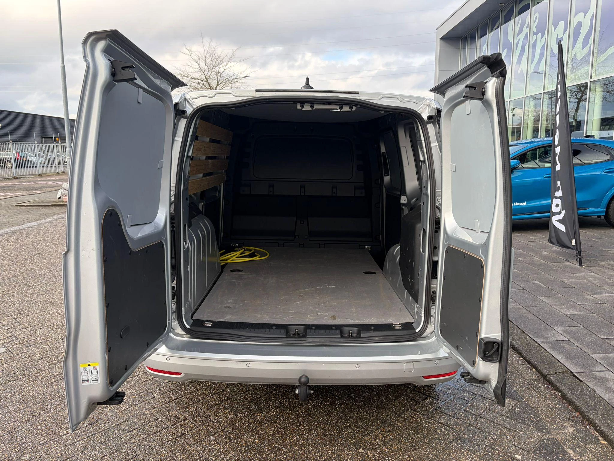 Ford-Transit Connect-image-6