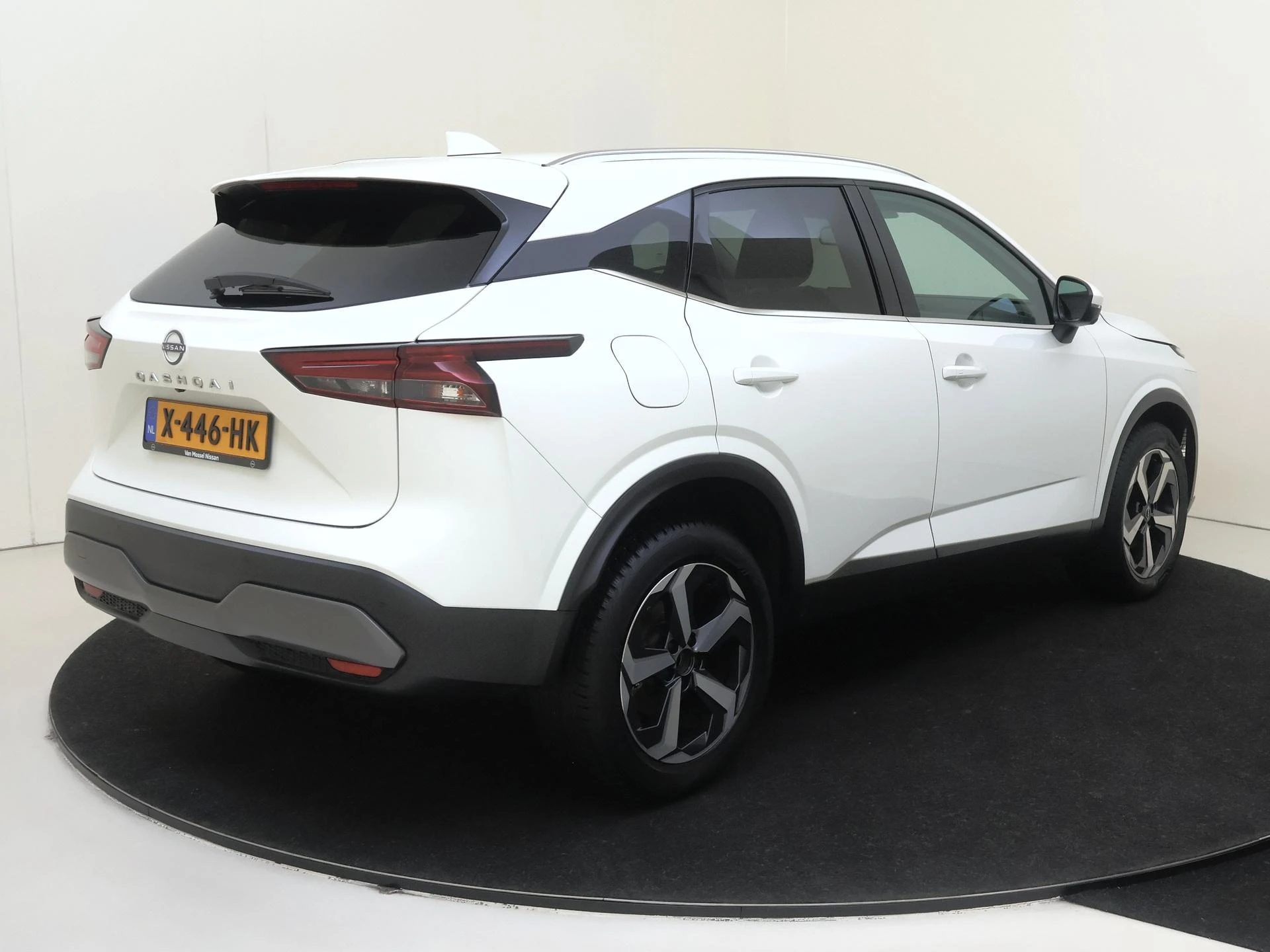 Nissan-QASHQAI-image-3