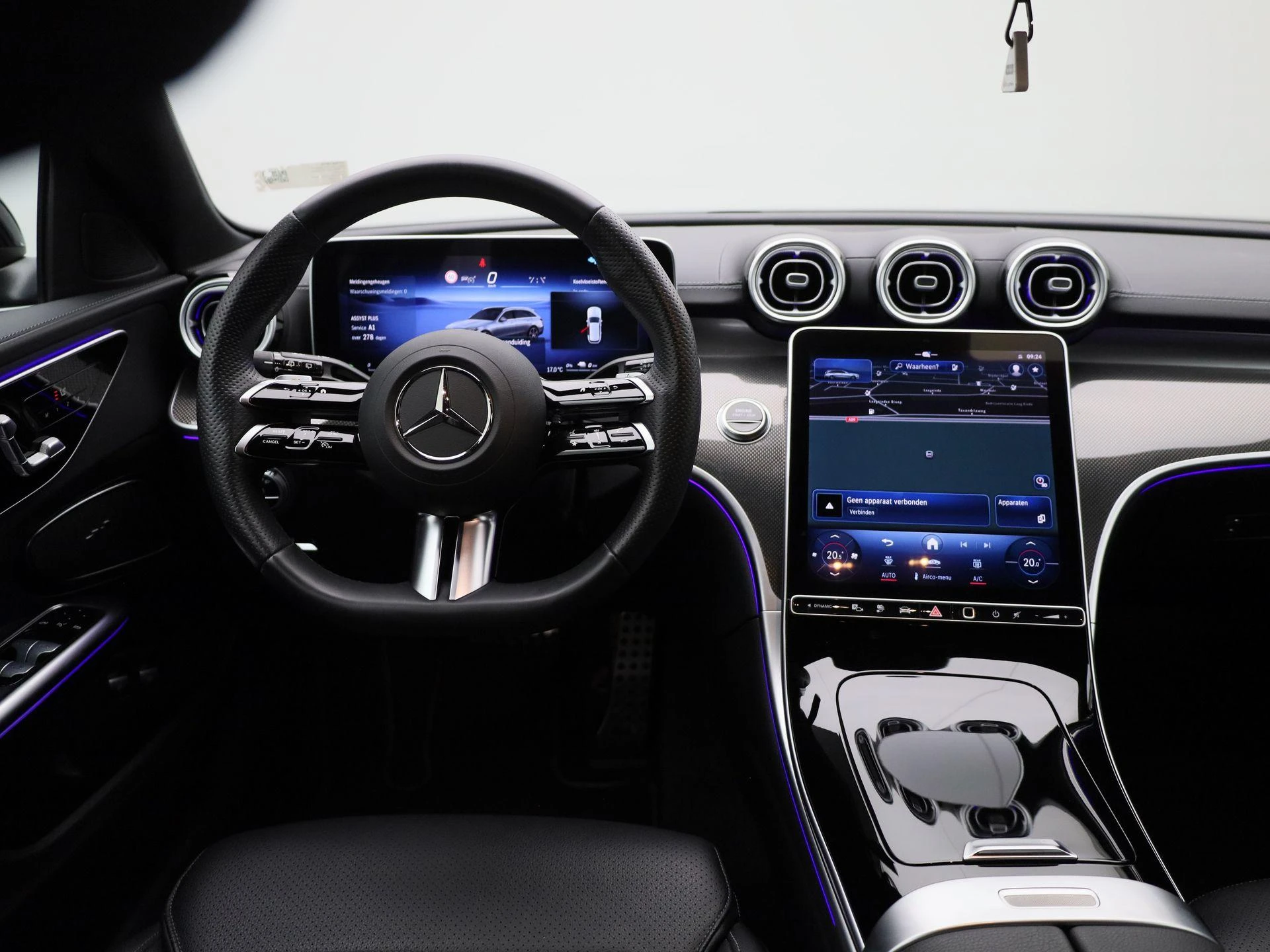 Mercedes-Benz-C-Klasse-image-6
