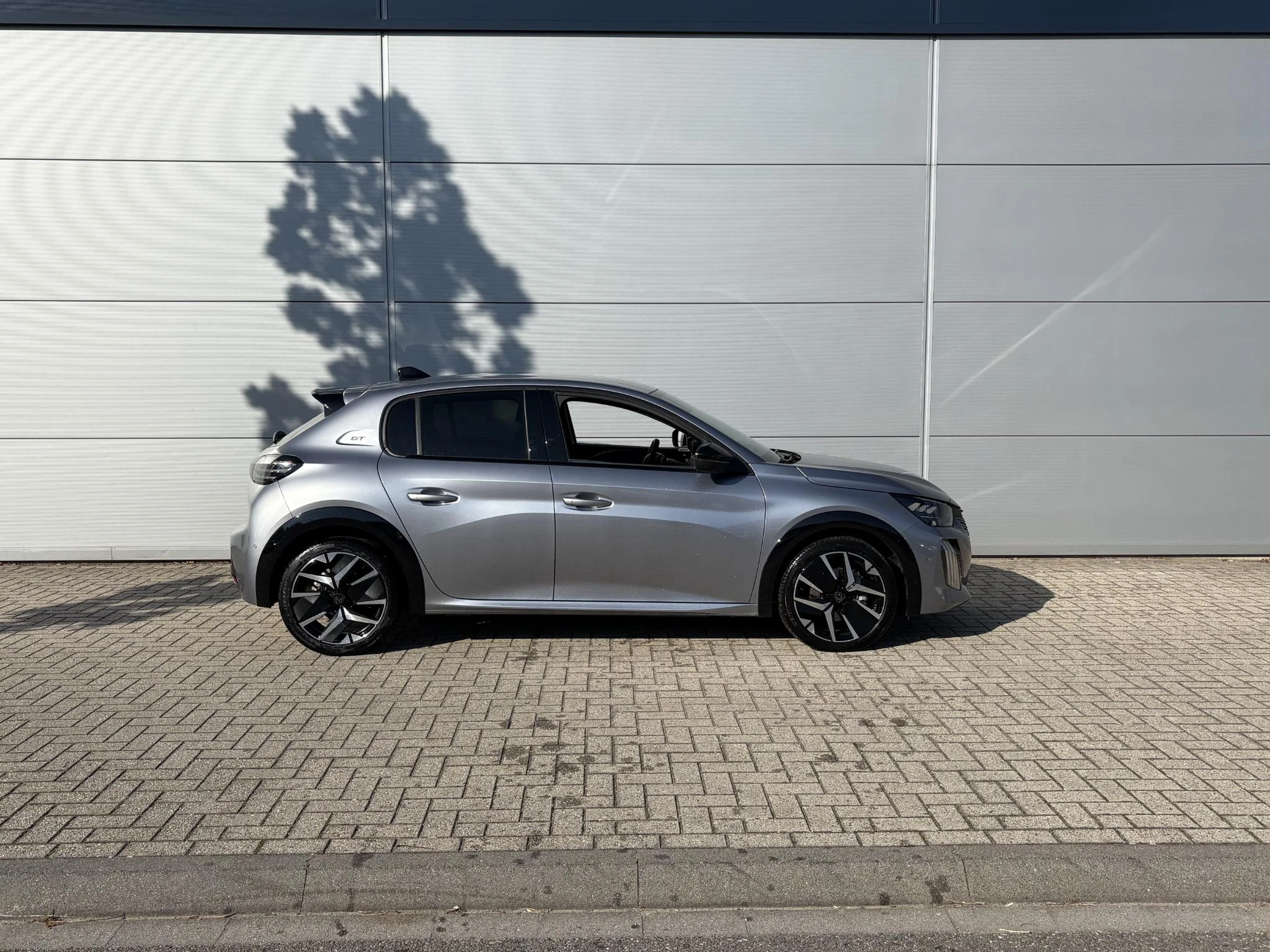Peugeot-208-image-6