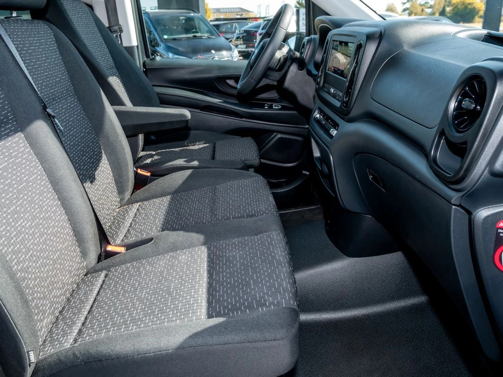 Mercedes-Benz-Vito 116-image-10