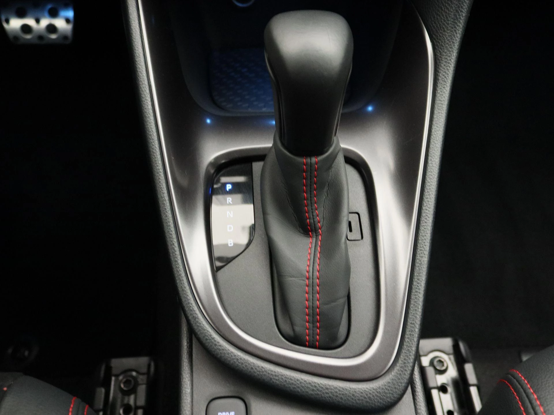 Toyota-Yaris-image-10