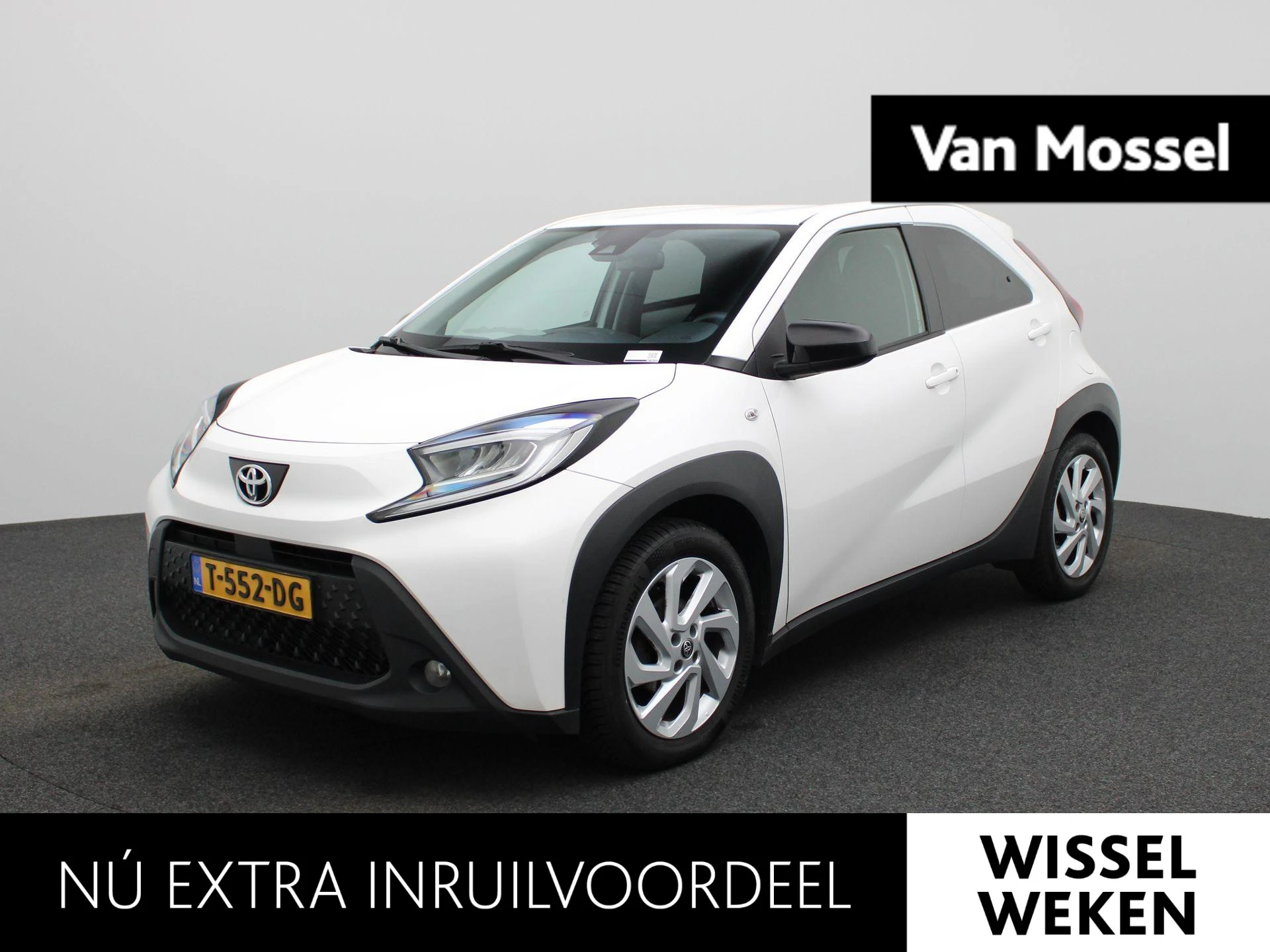 Toyota-Aygo X-image-0