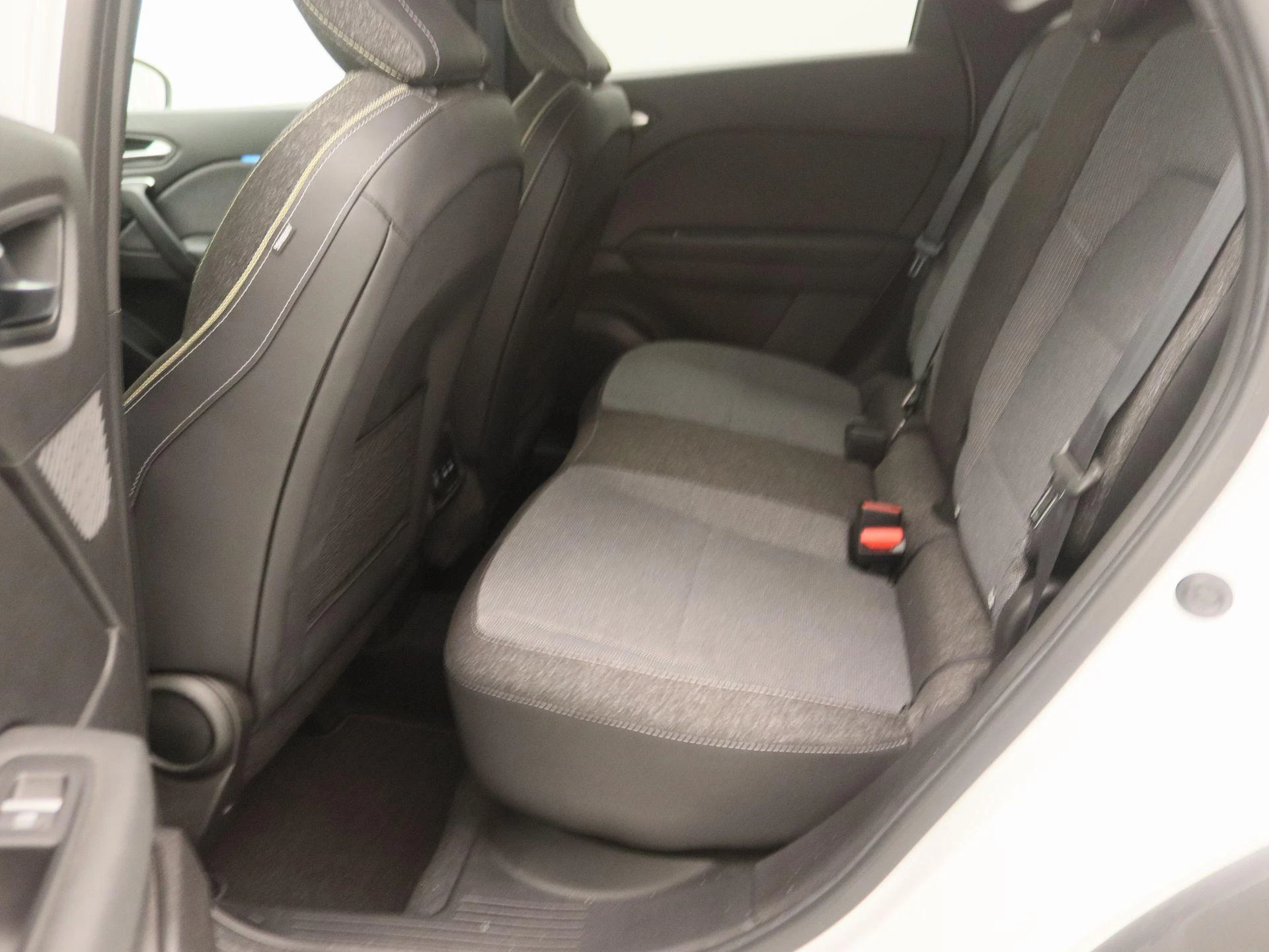 Renault-Captur-image-12
