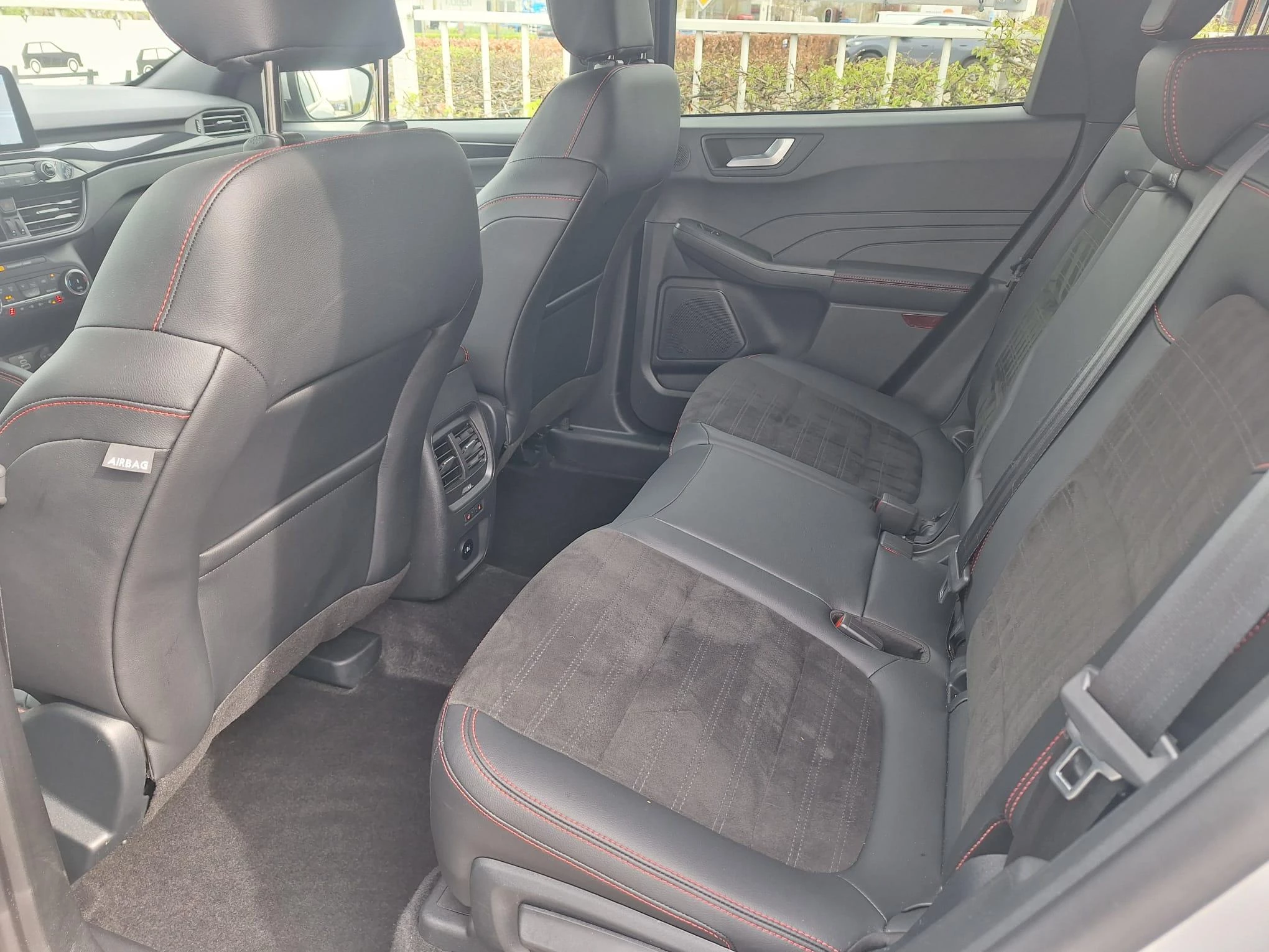 Ford-Kuga-image-35