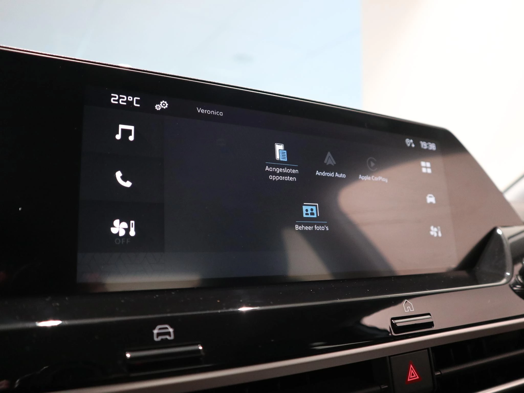 Citroën-C4 X-image-10