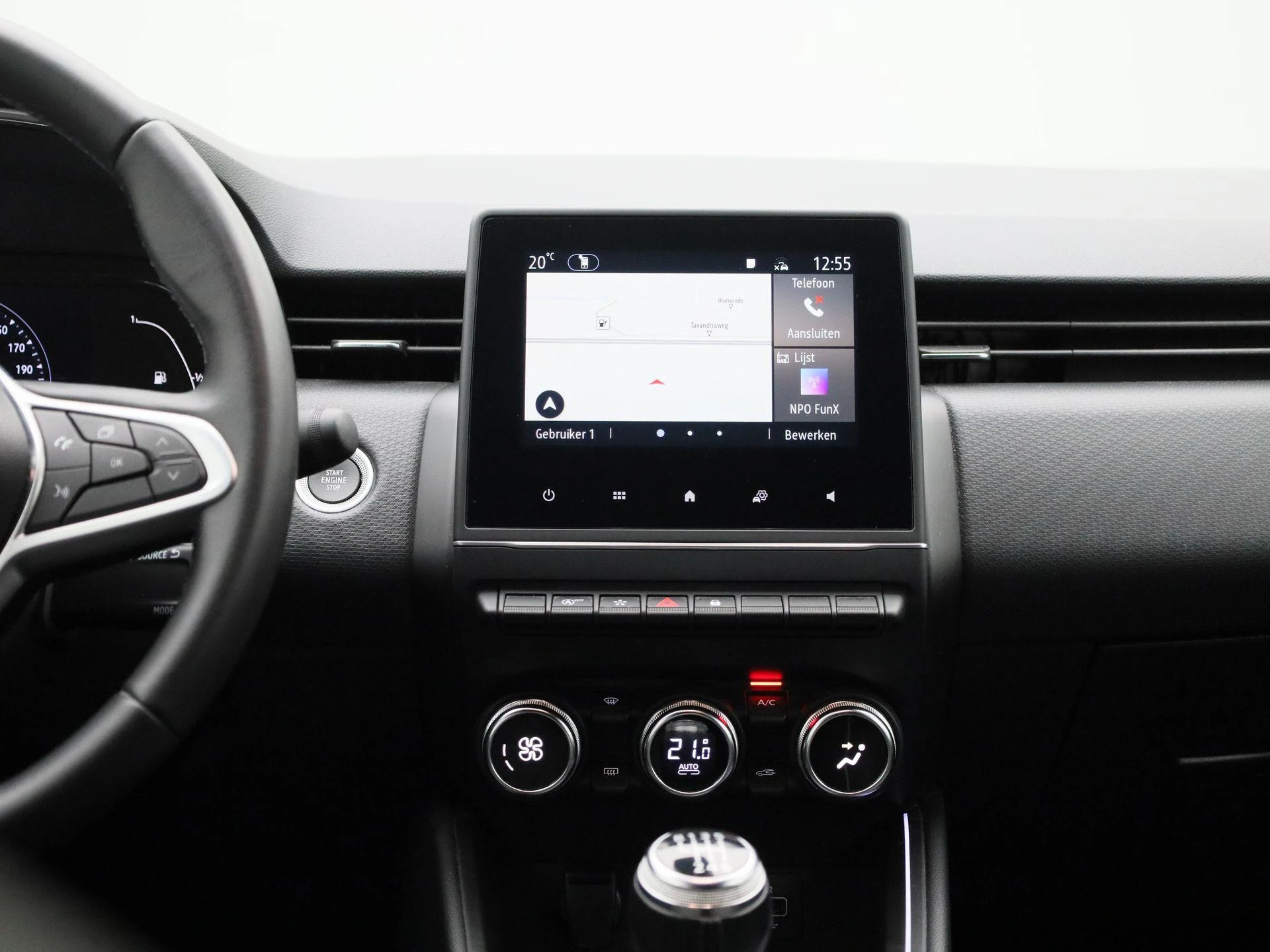 Renault-Clio-image-8