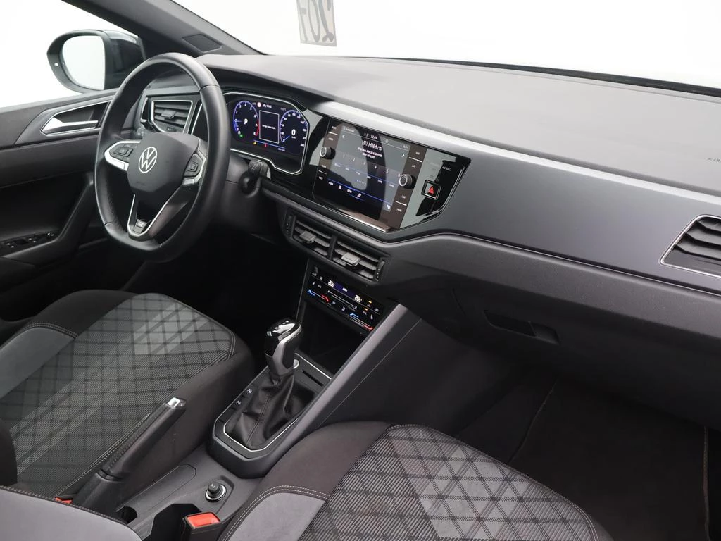 Volkswagen Taigo Taigo R-Line Business 1.0TSI 110PK *AUTOMAAT*TREKHAAK*PDC*CAMERA*ACC*APP-CONNECT*..*