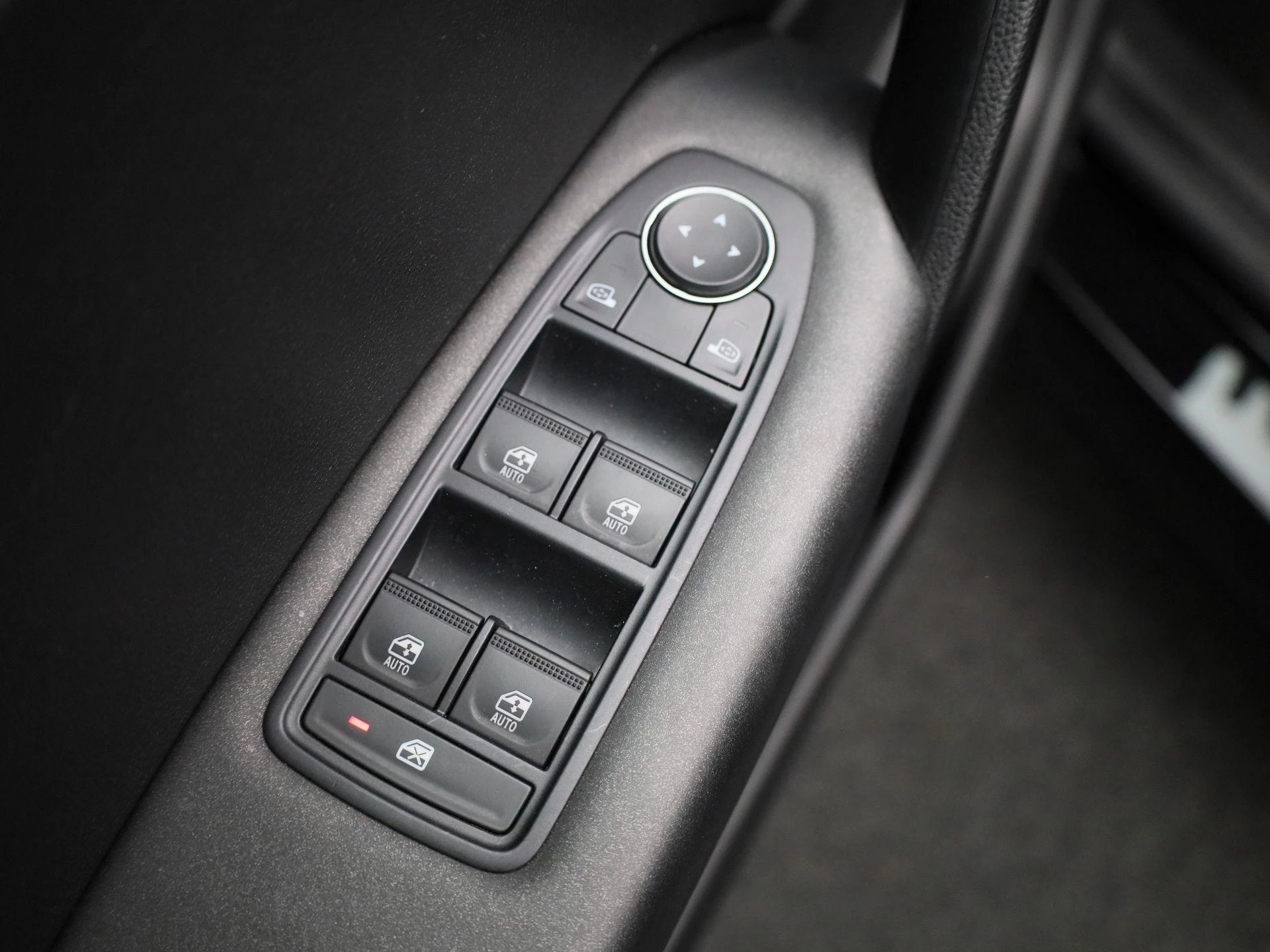 Renault-Captur-image-24