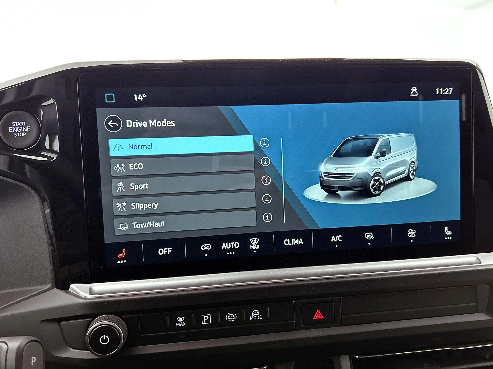 Volkswagen-e-Transporter-image-11