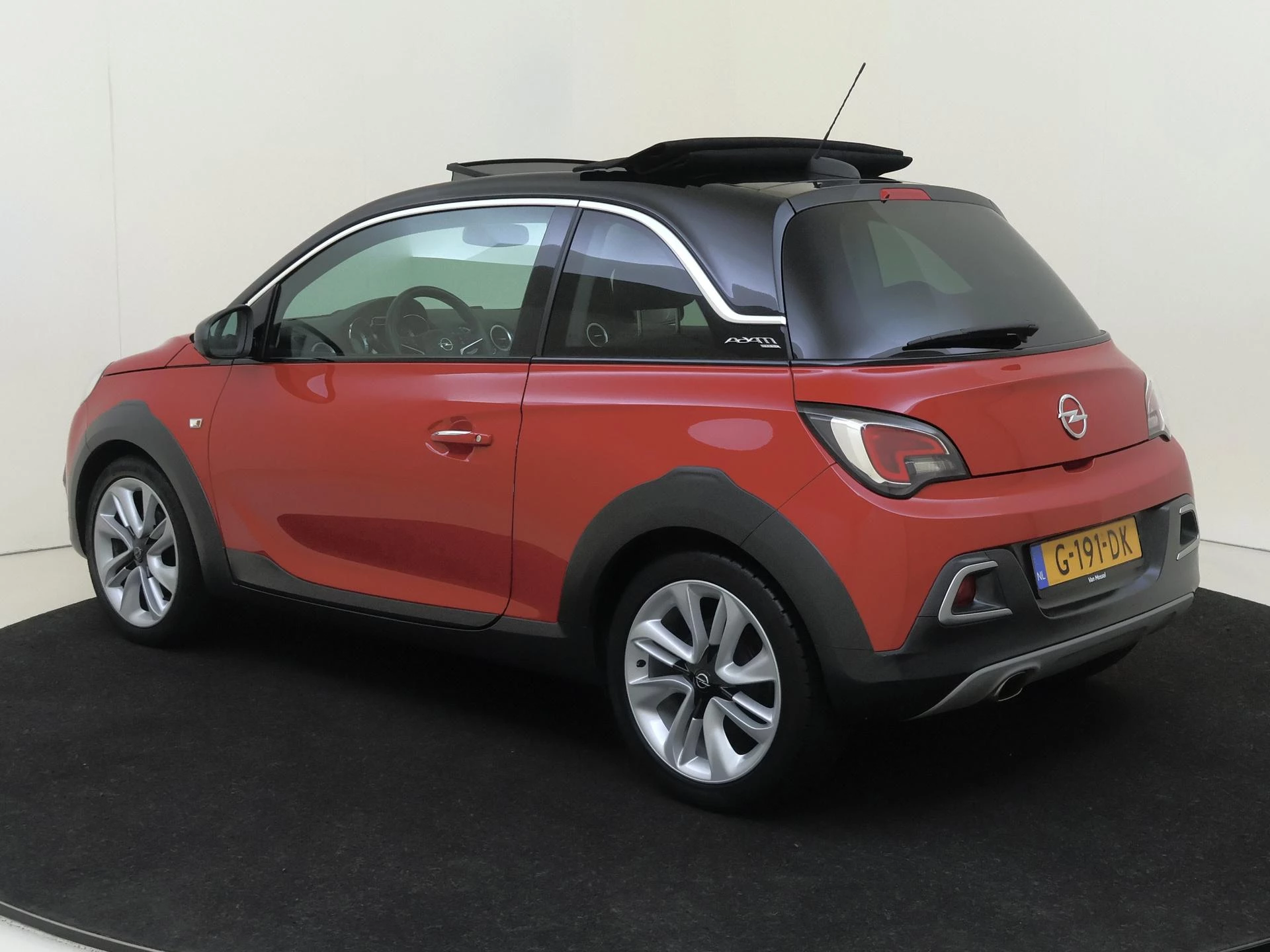 Opel Adam