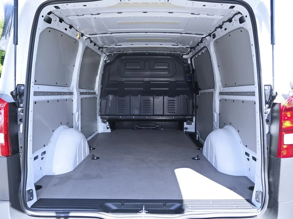 Mercedes-Benz-Vito 116-image-14
