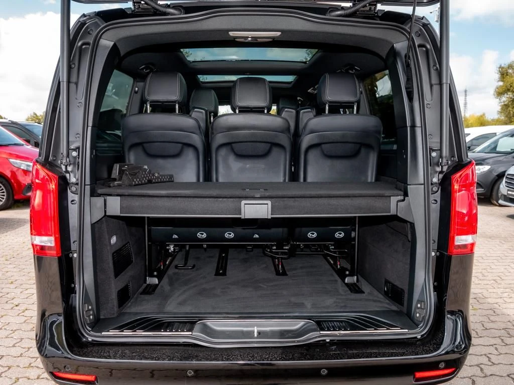 Mercedes-Benz-V-Klasse 300-image-14