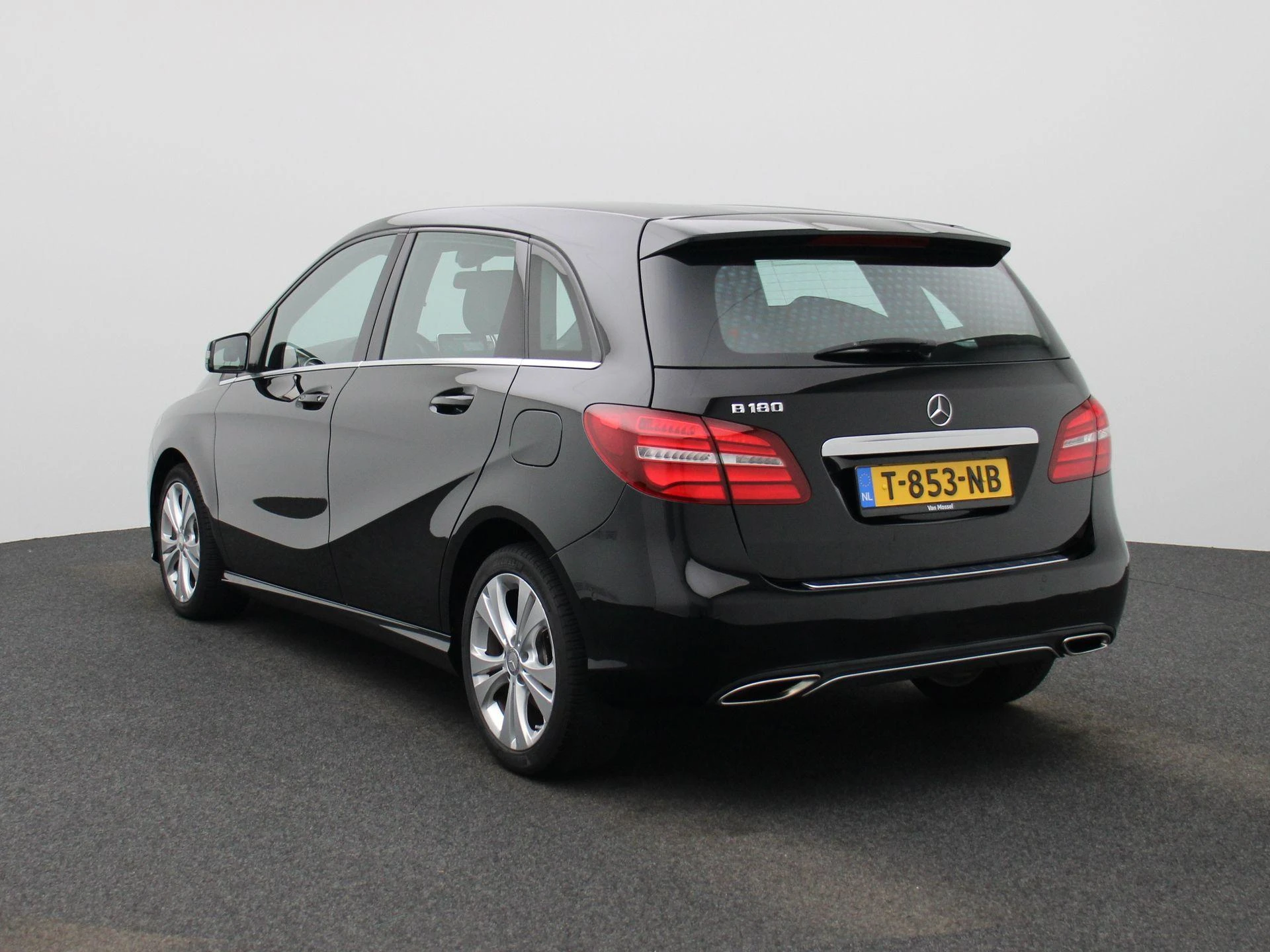 Mercedes-Benz-B-Klasse-image-1