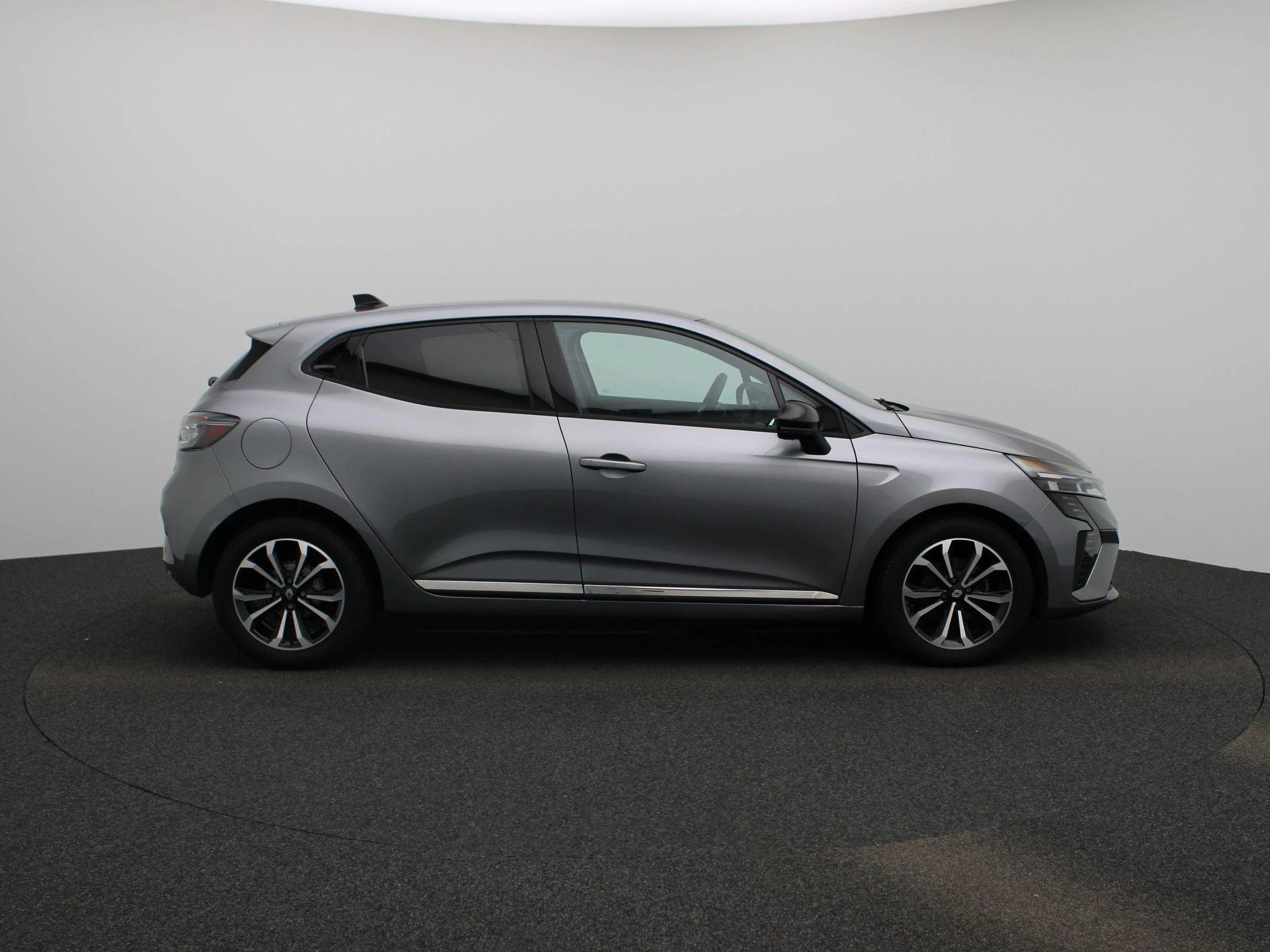 Renault-Clio-image-5