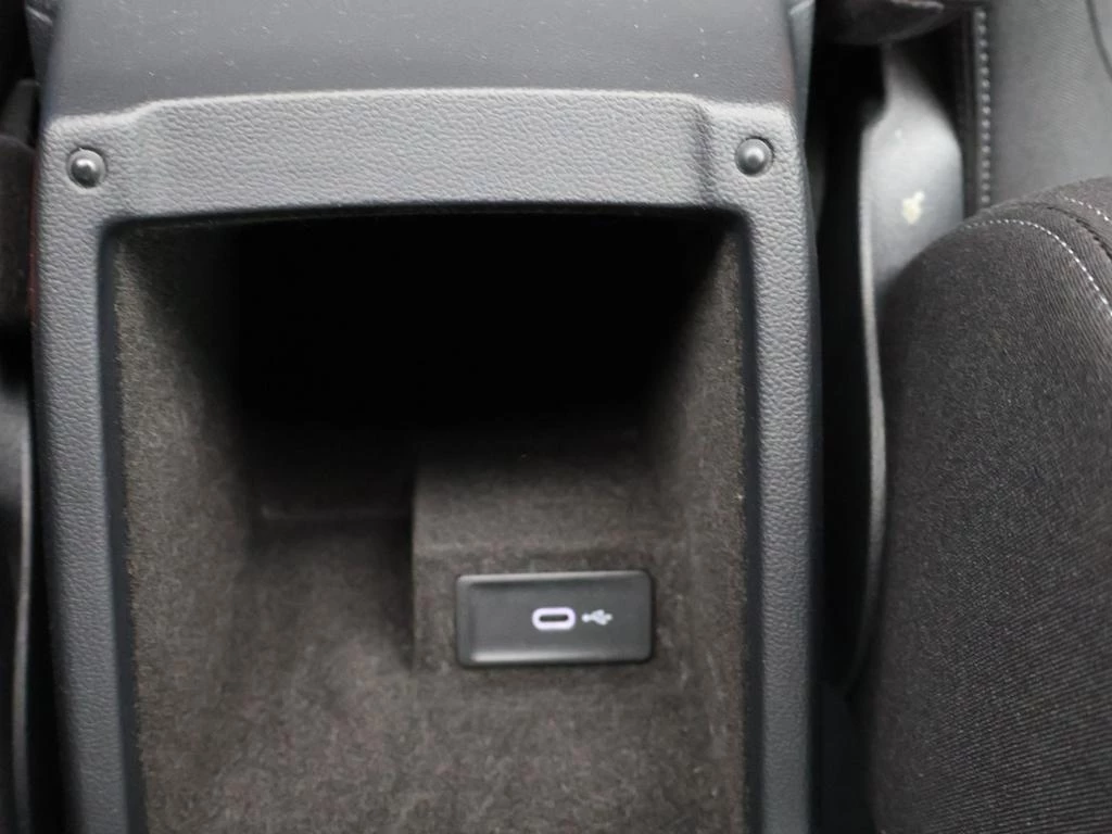 Volkswagen Passat Passat Style 'Business' 2.0TDI 122PK *AUTOMAAT*NAVI*CAMERA*ACC*PDC*APP*-CONNECT*...*