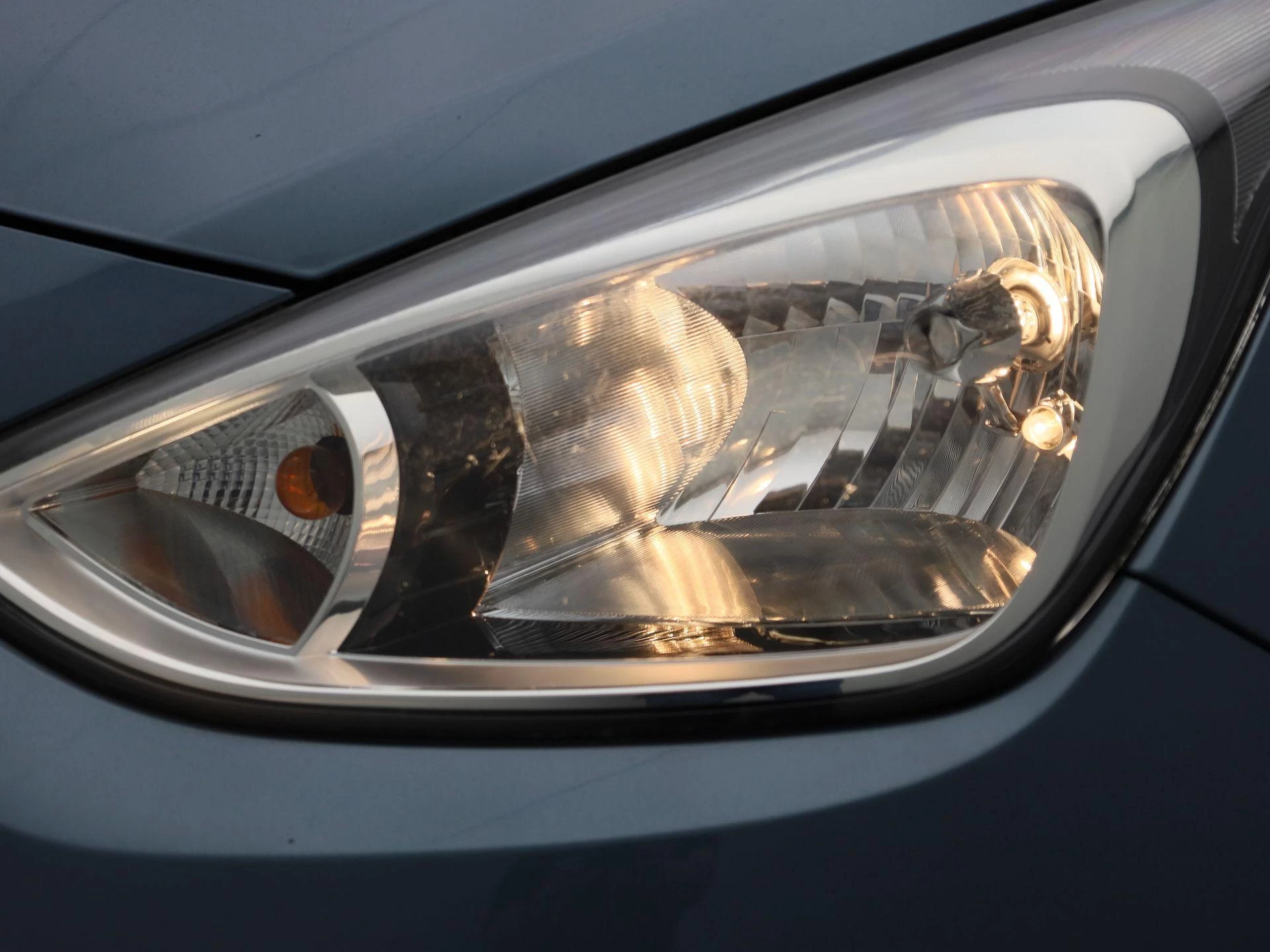 Hyundai i10 1.0i i-Motion Go! 2016