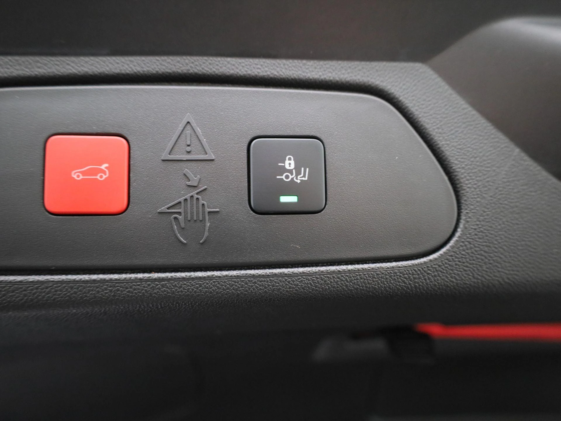 Opel-Grandland-image-11