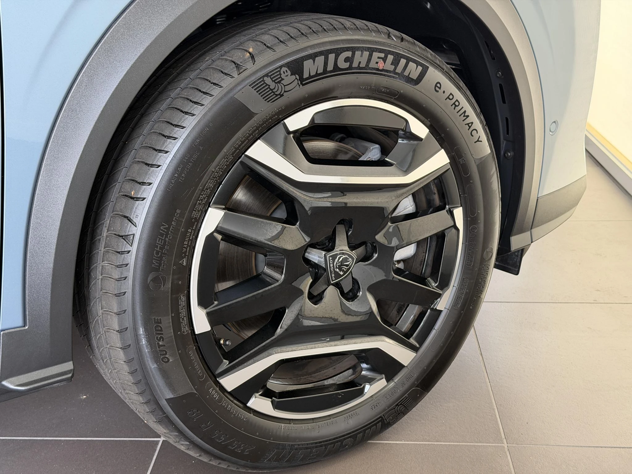 Peugeot 3008 1.6 plug-in Hybrid 195 Allure