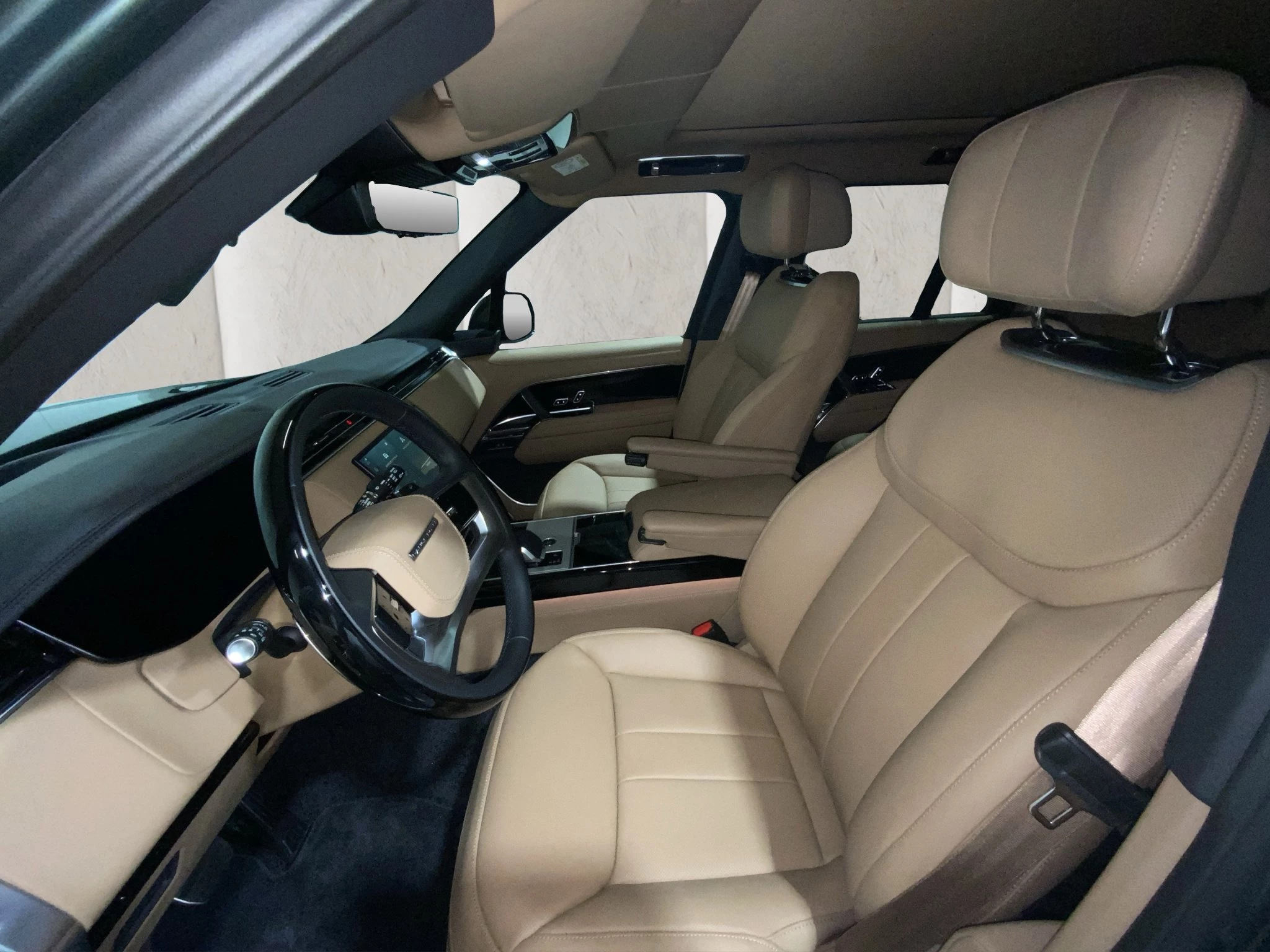 Land Rover-Range Rover-image-9