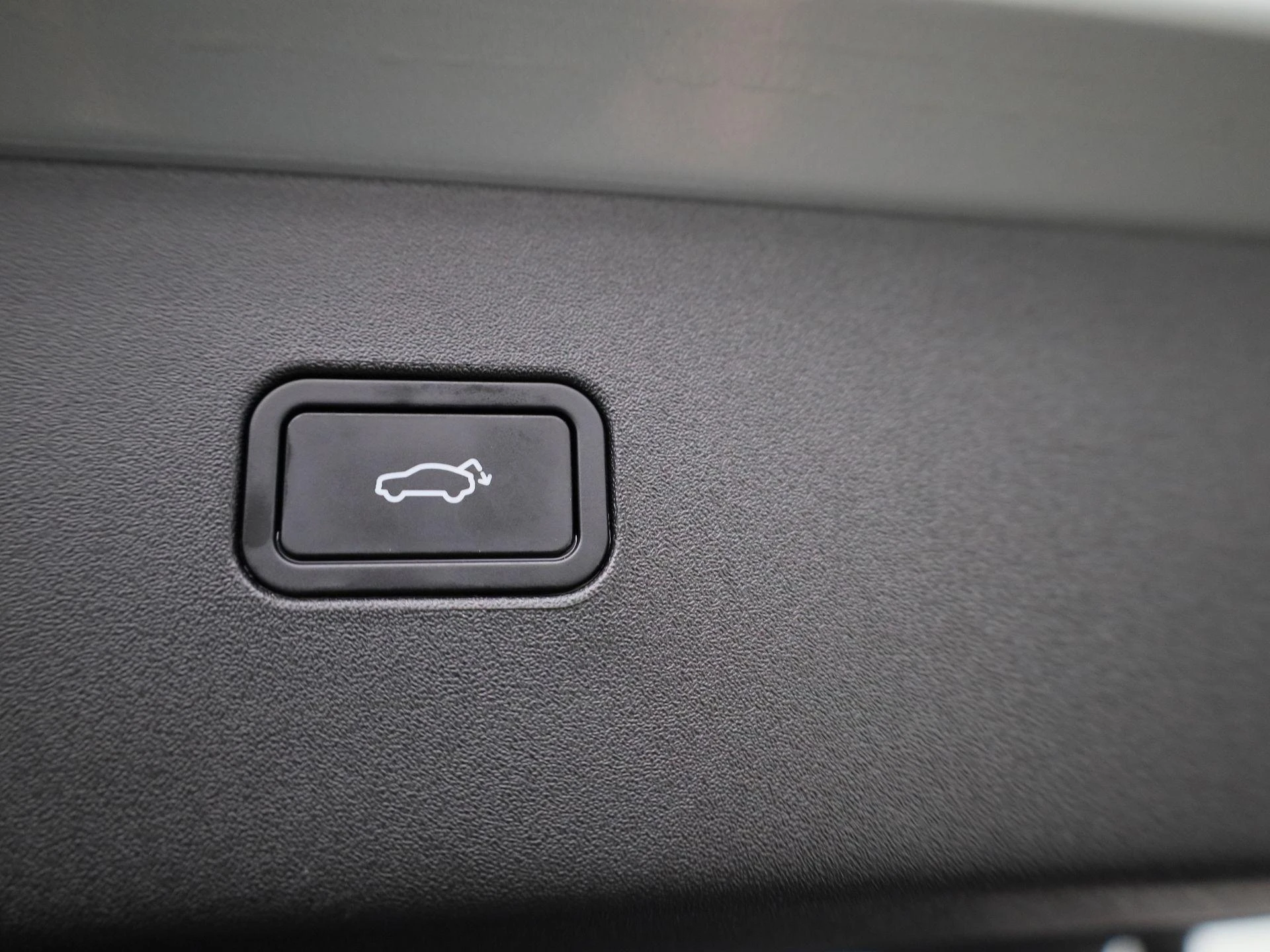 Volvo-EX30-image-14