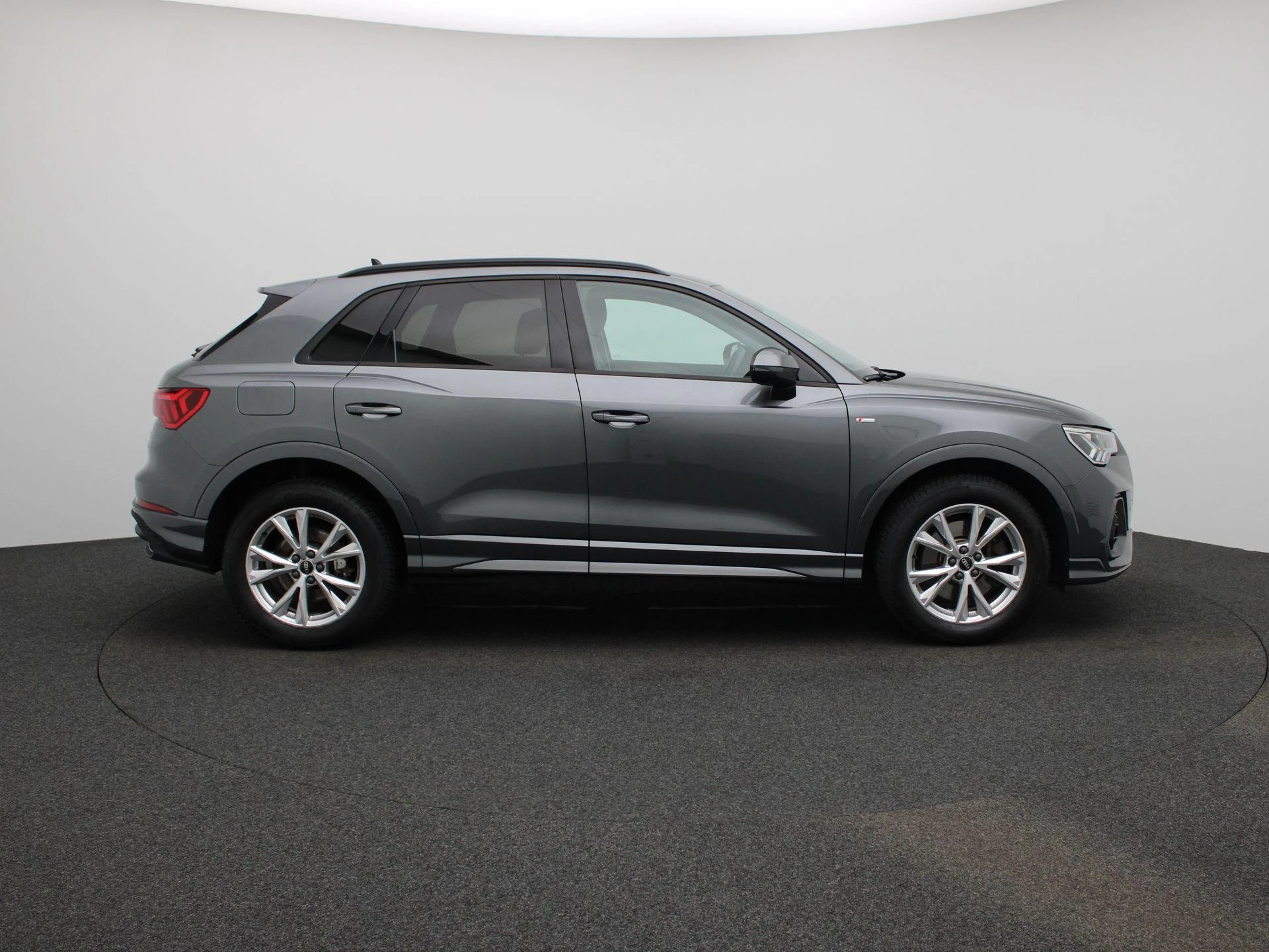 Audi-Q3-image-5