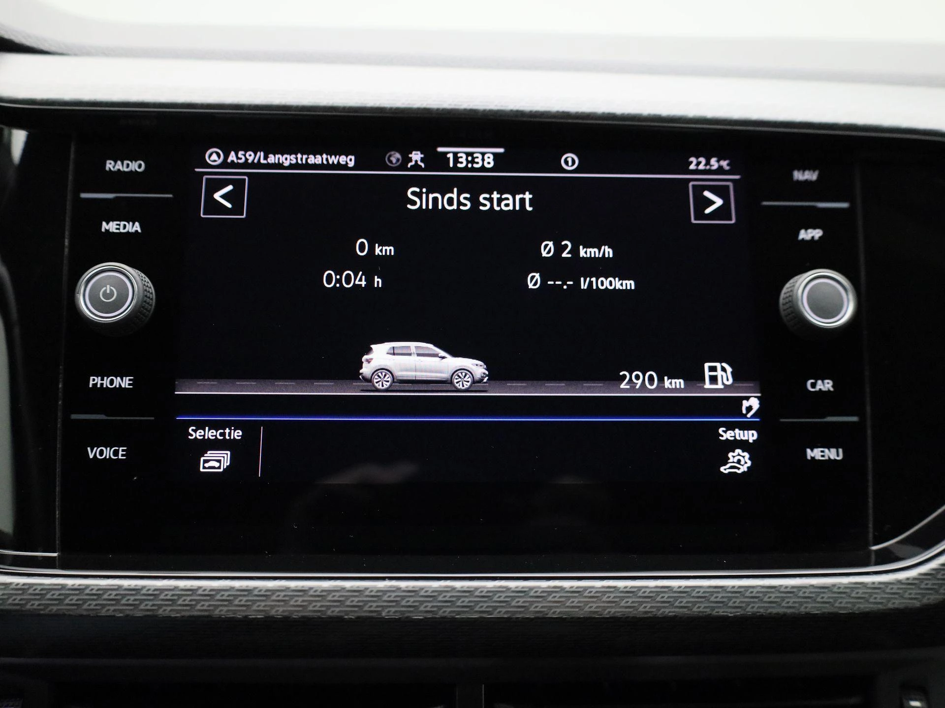 Volkswagen-T-Cross-image-23