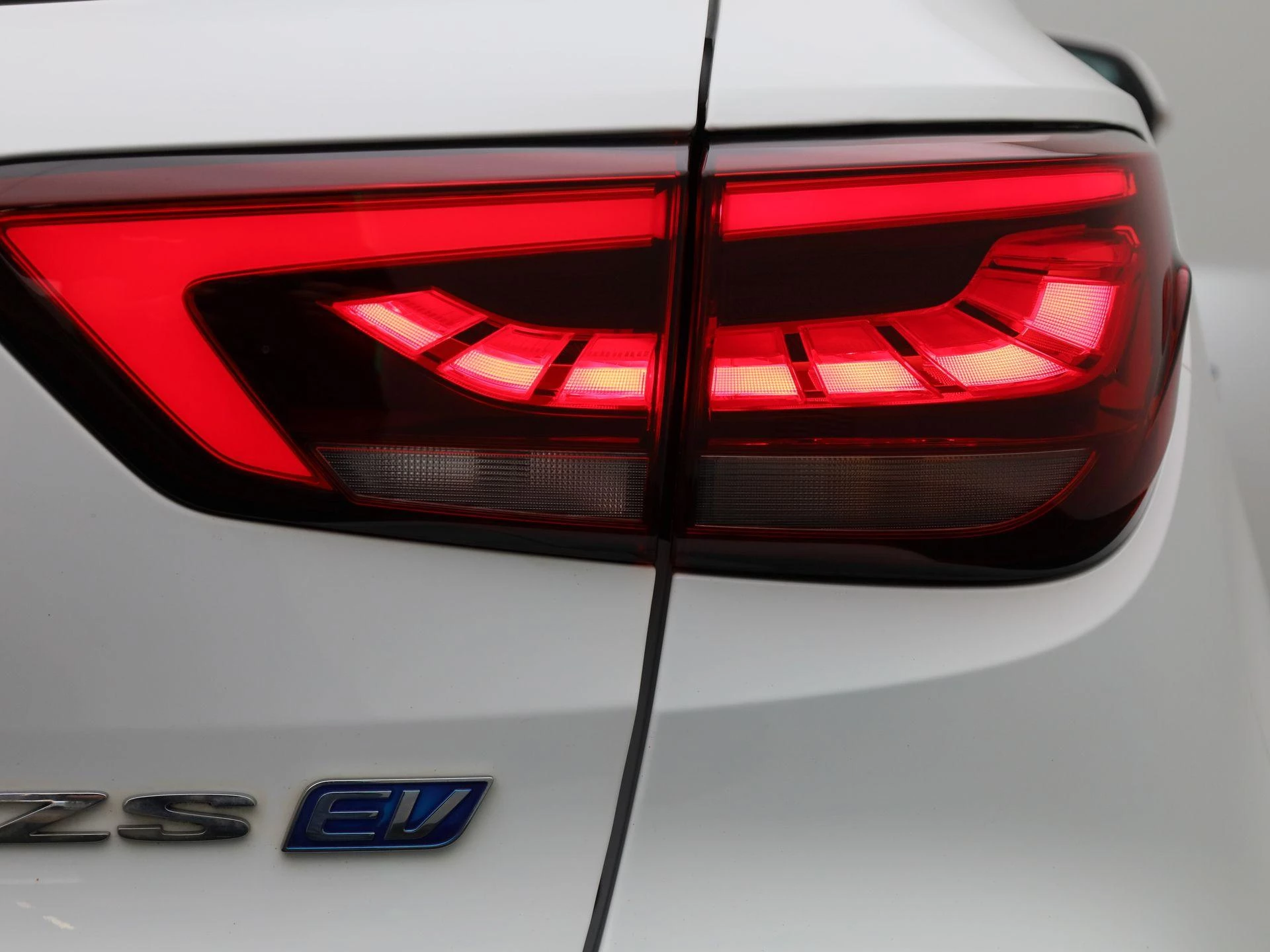 MG-ZS-image-33