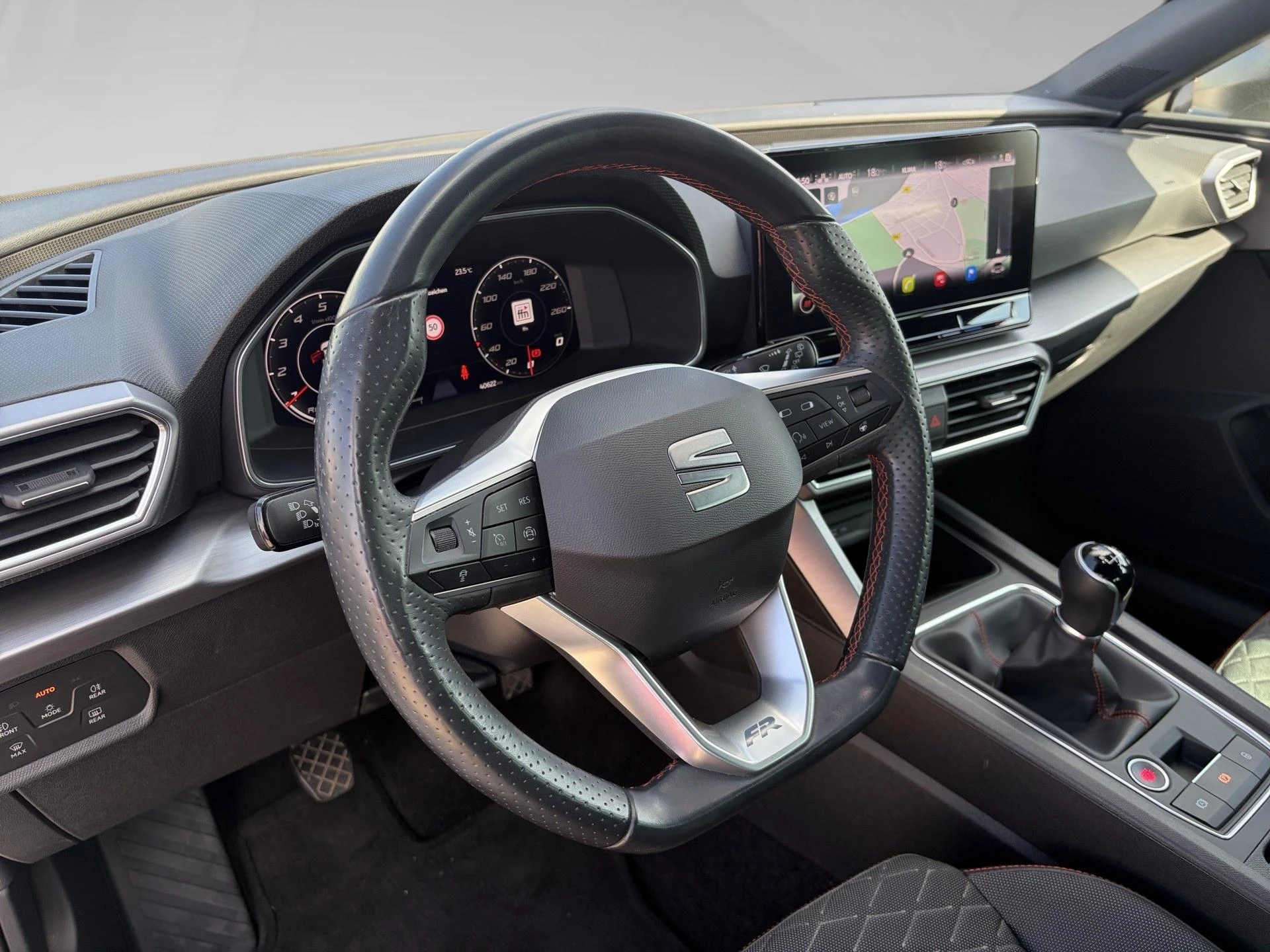 SEAT-Leon-image-4
