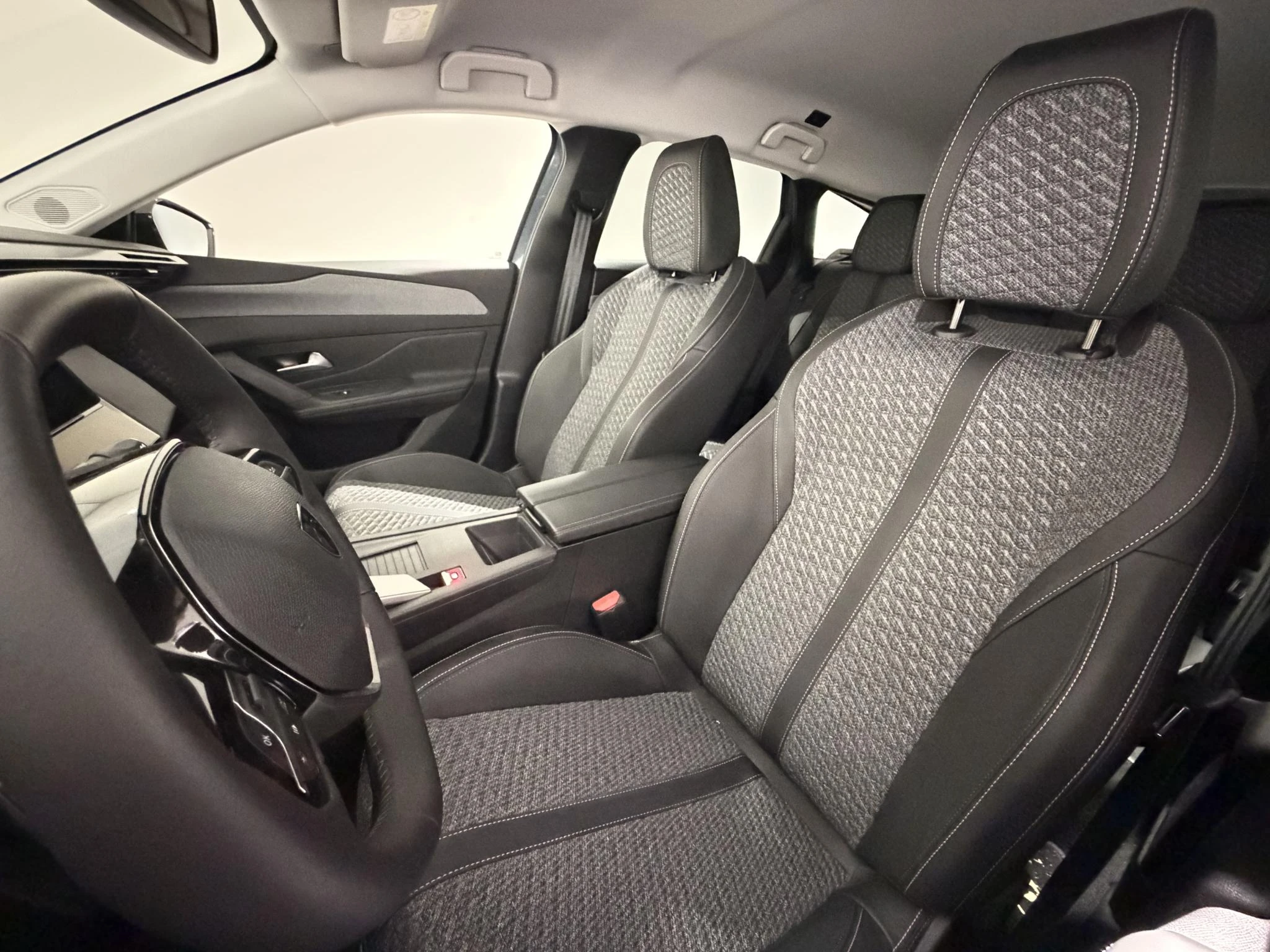 Peugeot-308-image-14