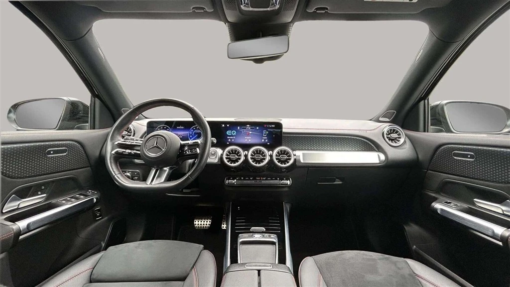 Mercedes-Benz-EQB-image-12