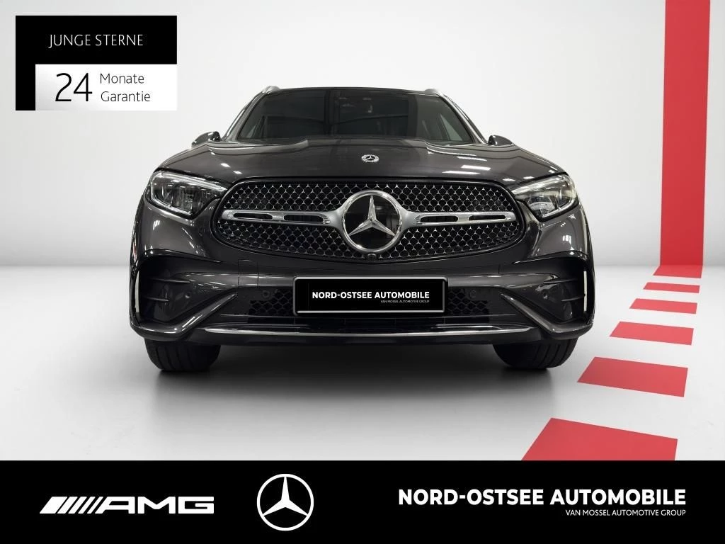 Mercedes-Benz GLC 300 d 4M AMG AHK MBUX SHZ KEYLESS-GO AMG LineX254 GLC 300 d 4M AMG AHK MBUX SHZ KEYLESS-GO AMG Line