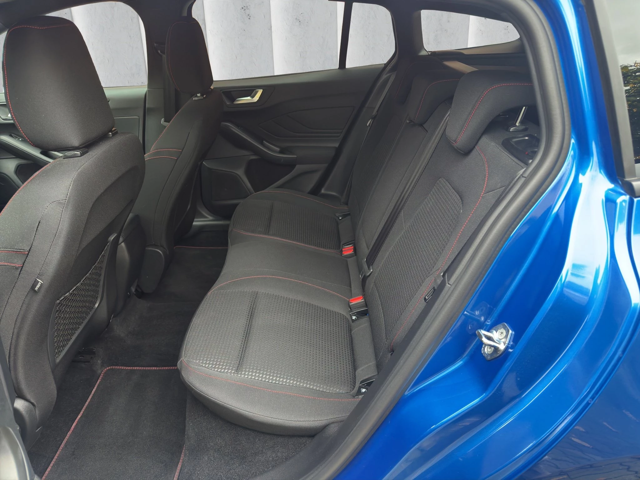 Ford Focus ST-Line X Turnier Aut. AHK Kamera LED WI-PKT