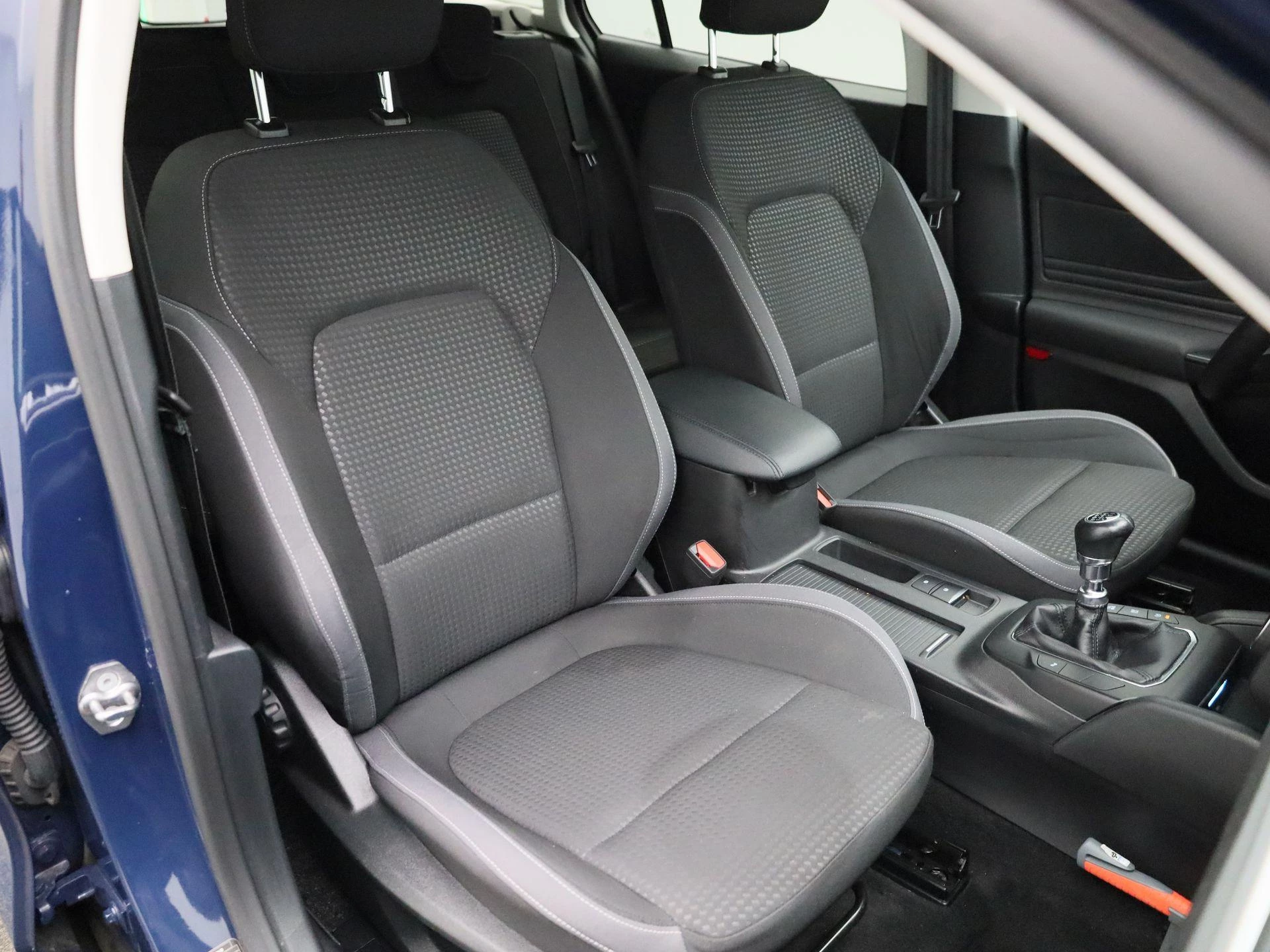 Ford Focus Wagon 1.0 EcoBoost Trend Edition Business