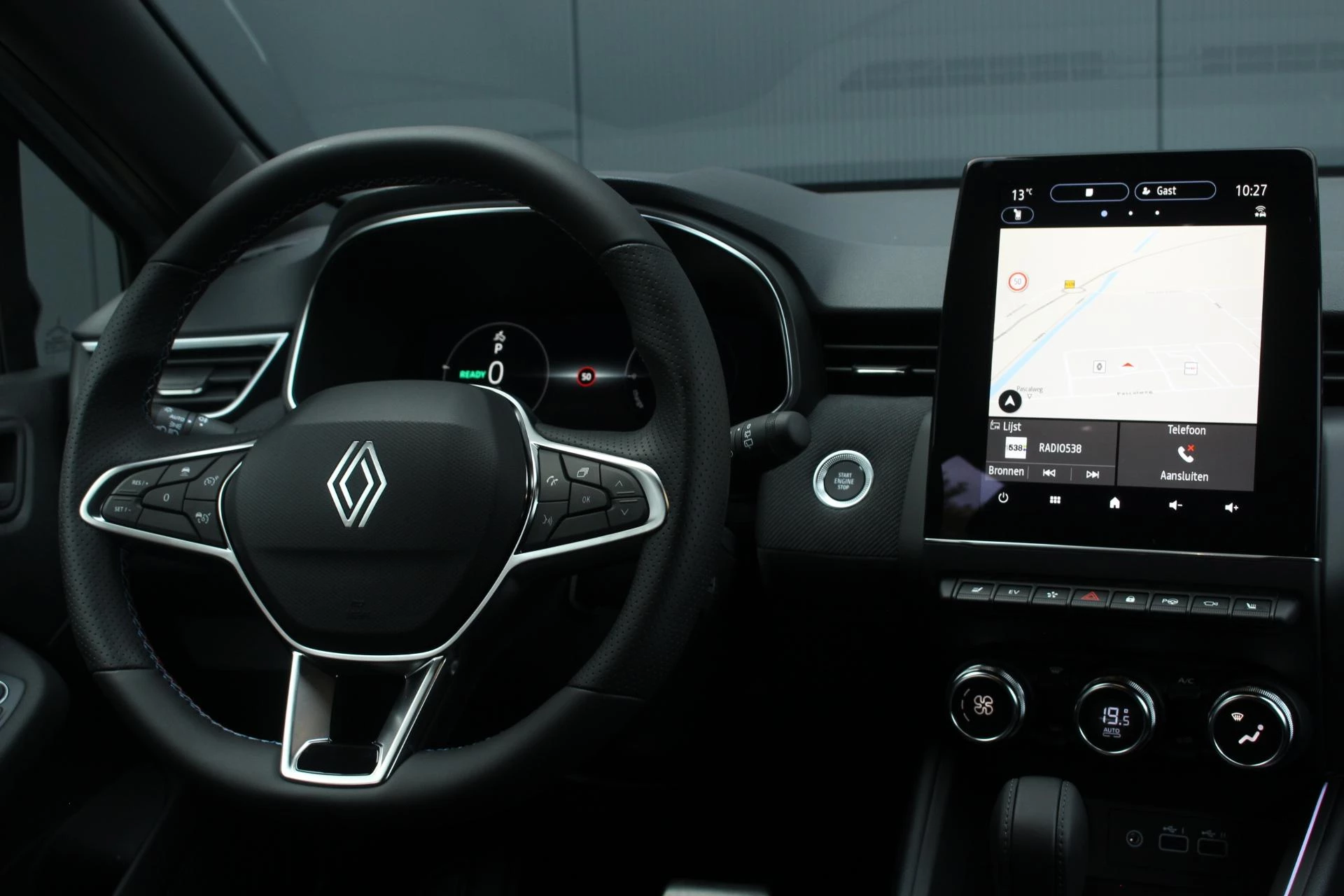 Renault-Clio-image-15