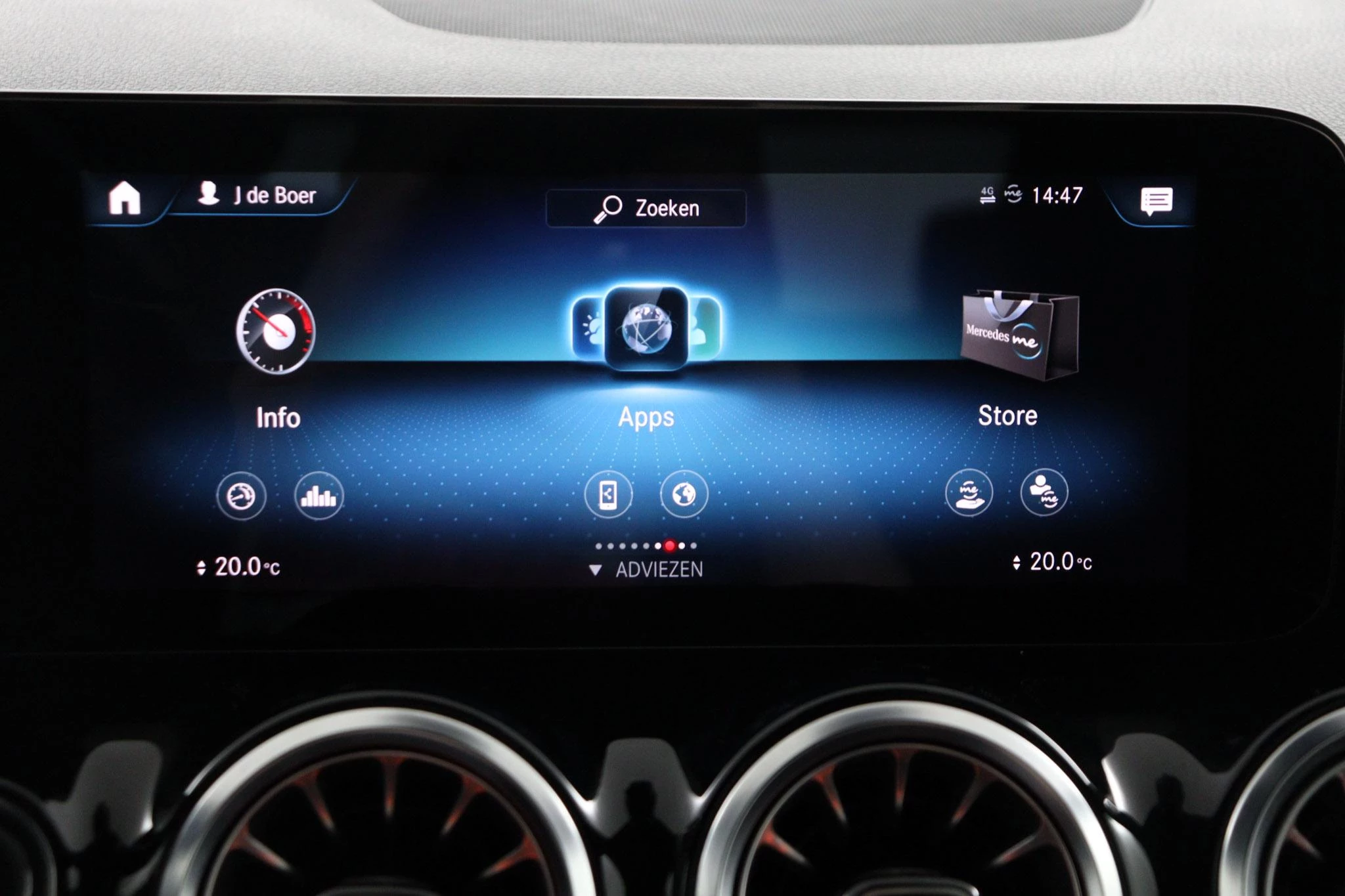 Mercedes-Benz-B-Klasse-image-58