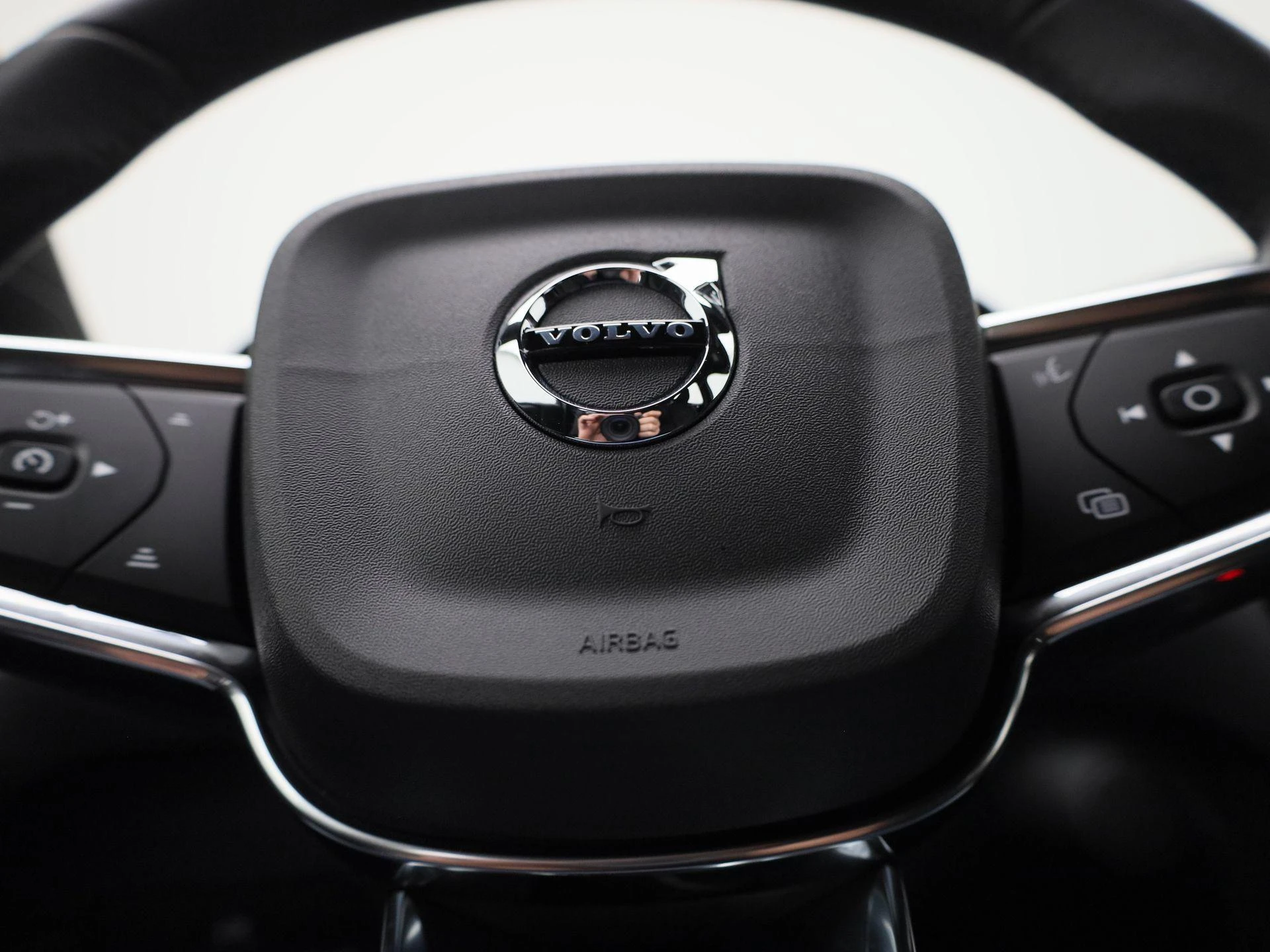Volvo-XC40-image-23