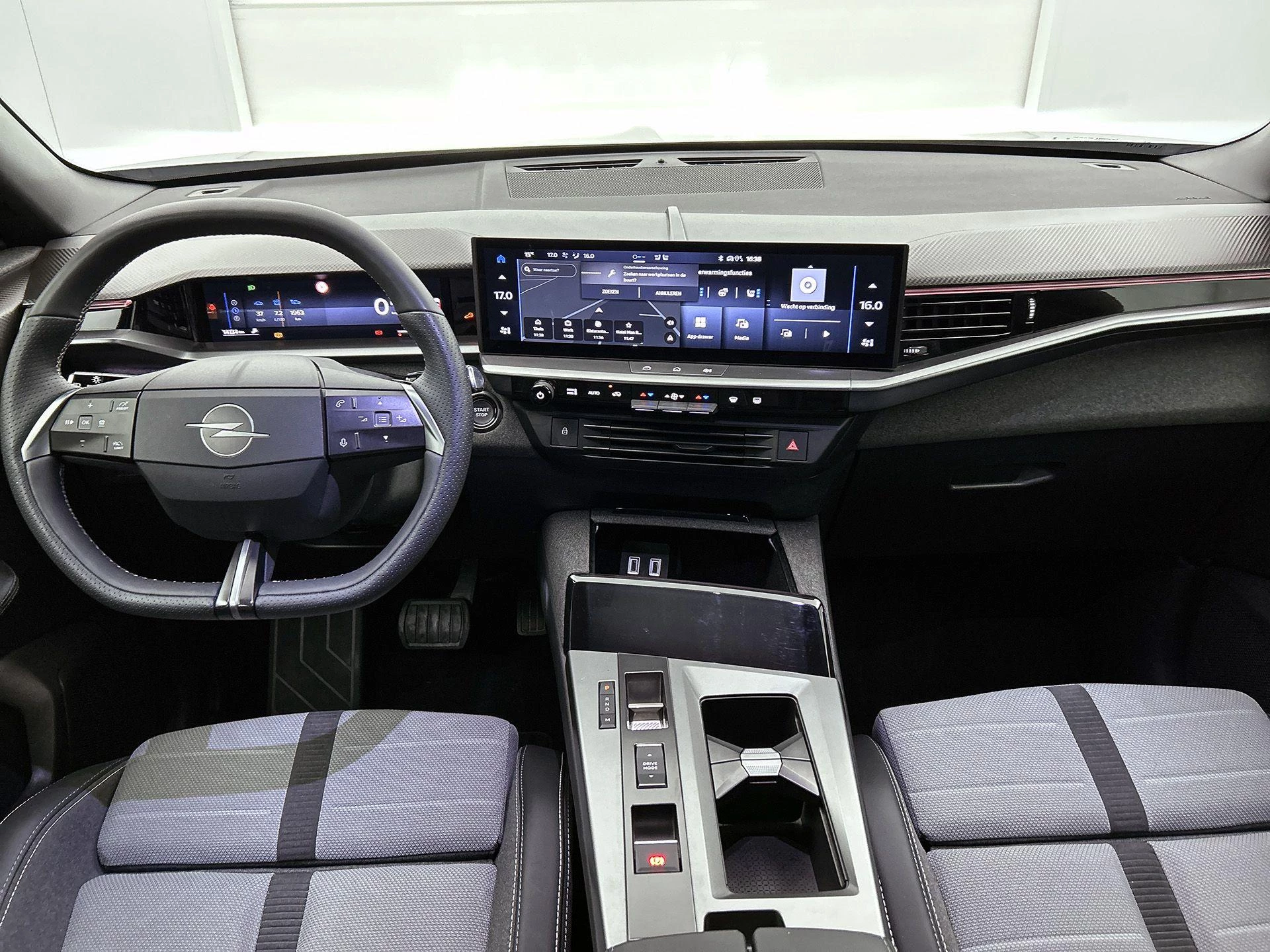 Opel-Grandland-image-17