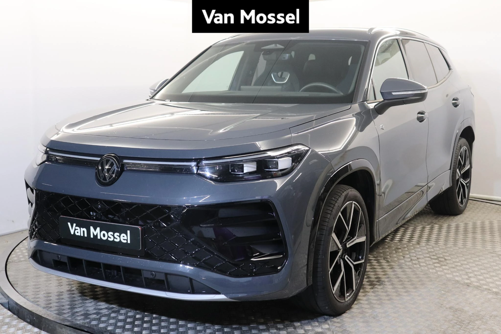 Volkswagen-Tayron-image-0