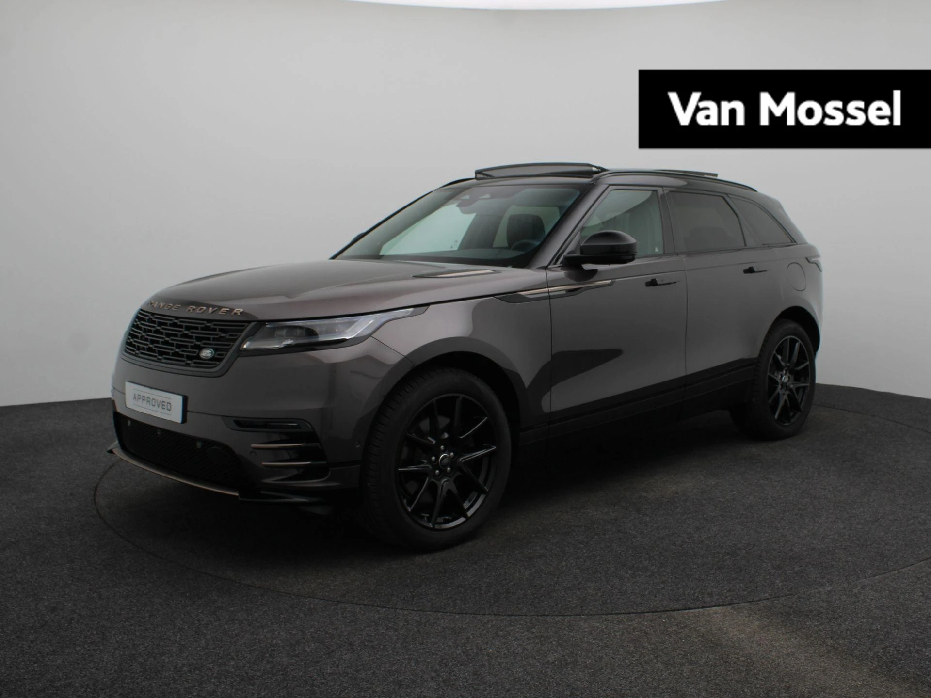 Land Rover-Range Rover Velar-image-0