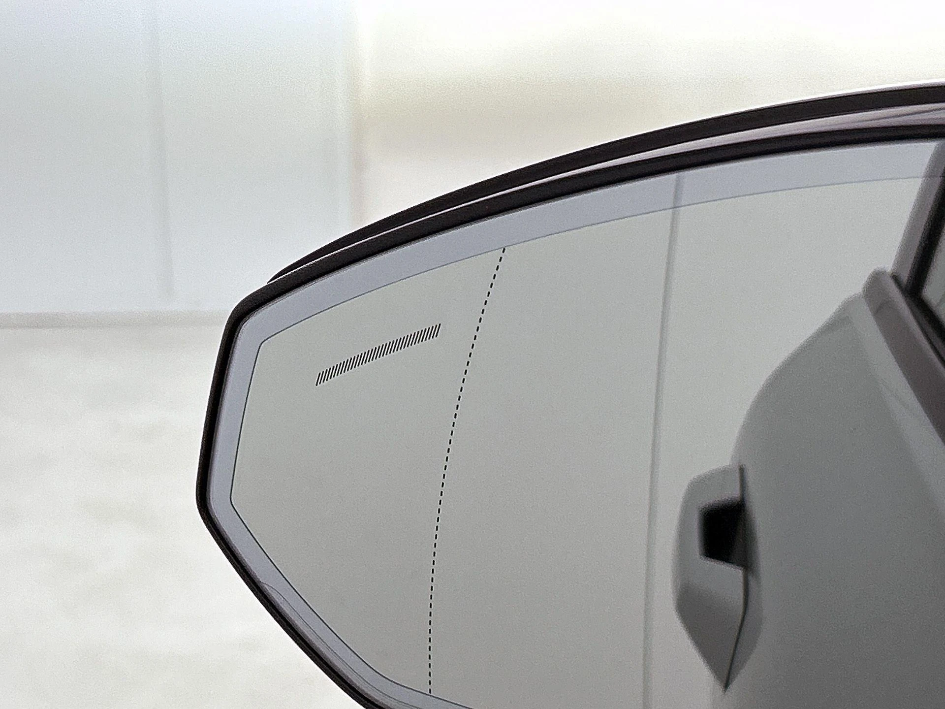 Volvo-EX30-image-24