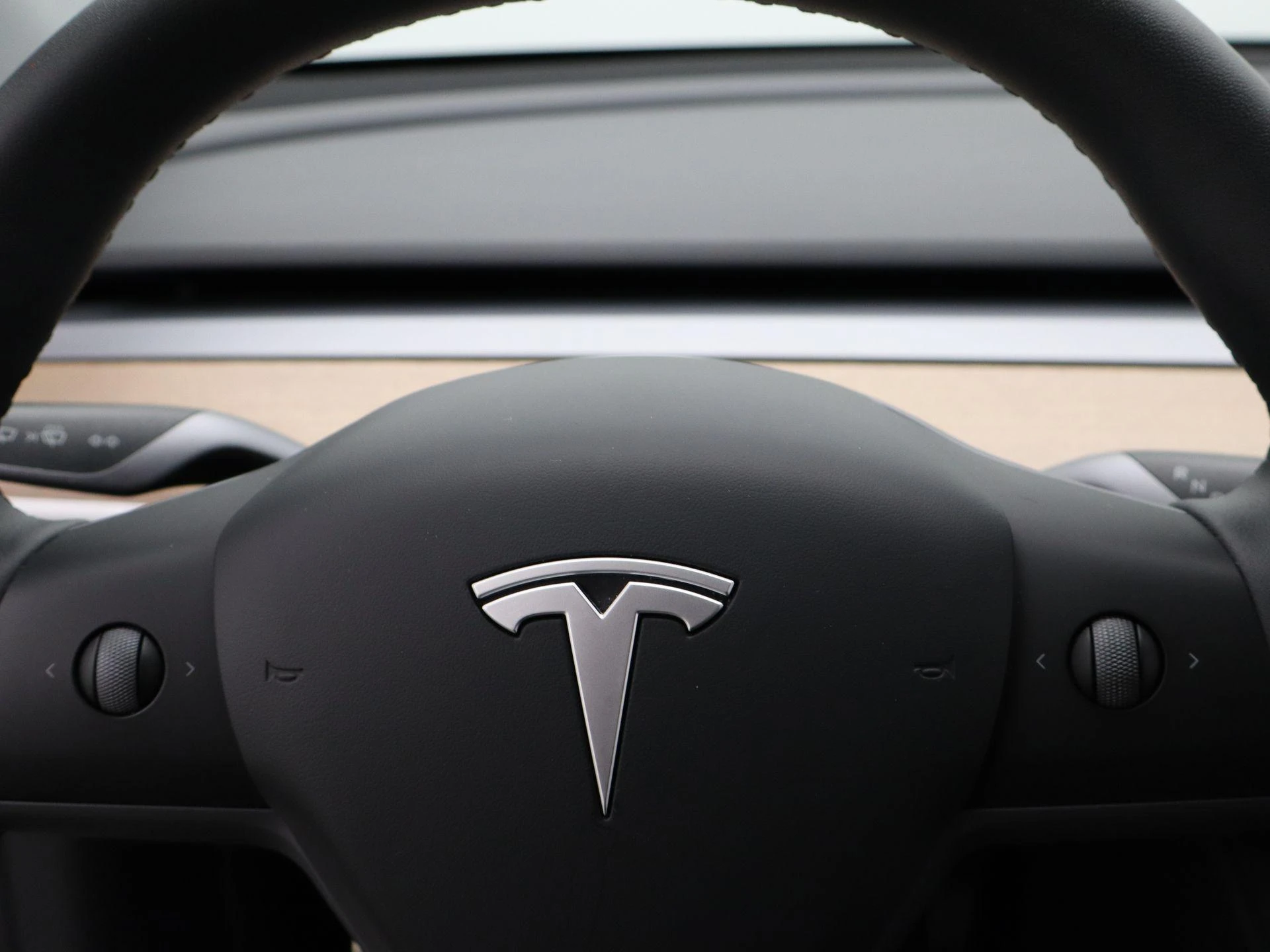 Tesla-Model Y-image-8