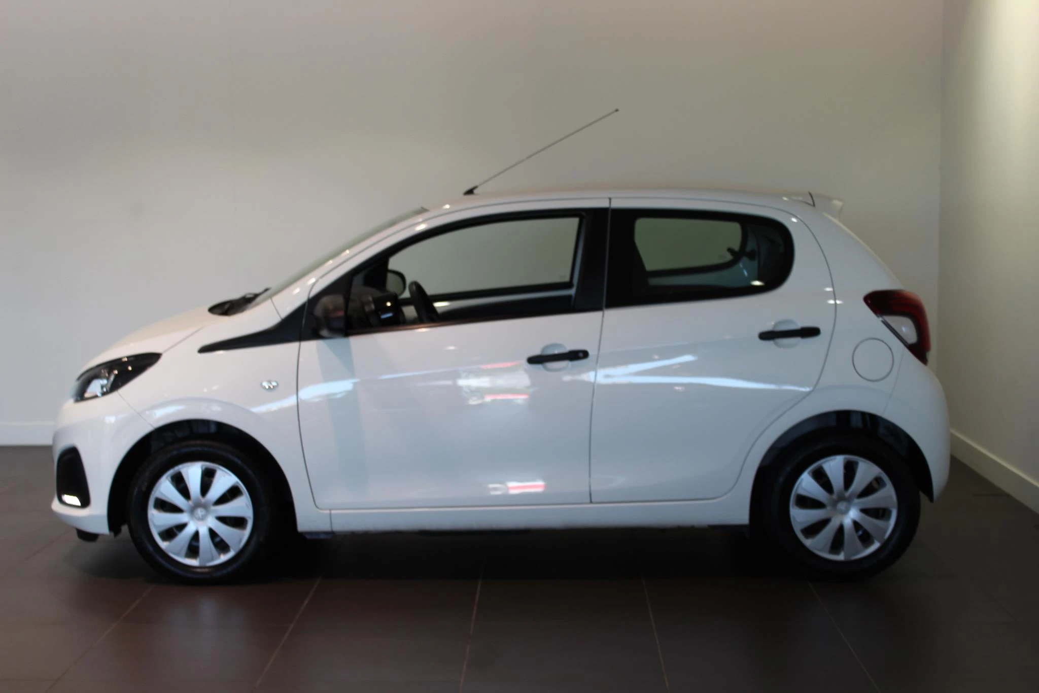 Peugeot-108-image-4