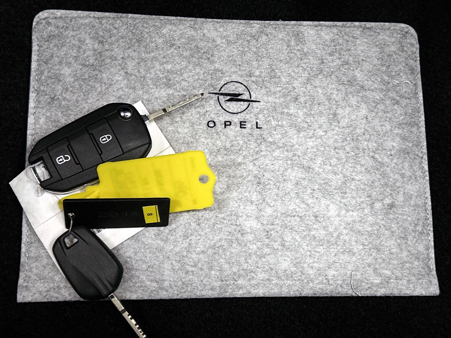 Opel-Frontera-image-31