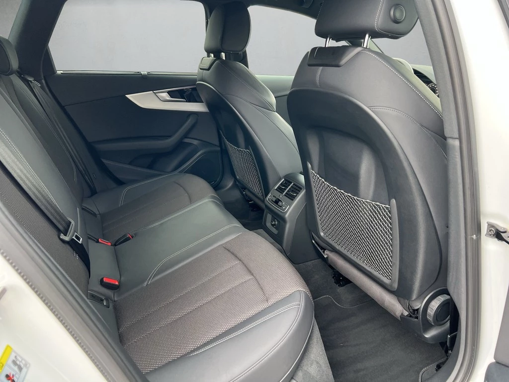 Audi A4 Avant S line 50 TDI quattro tiptronic *Matrix