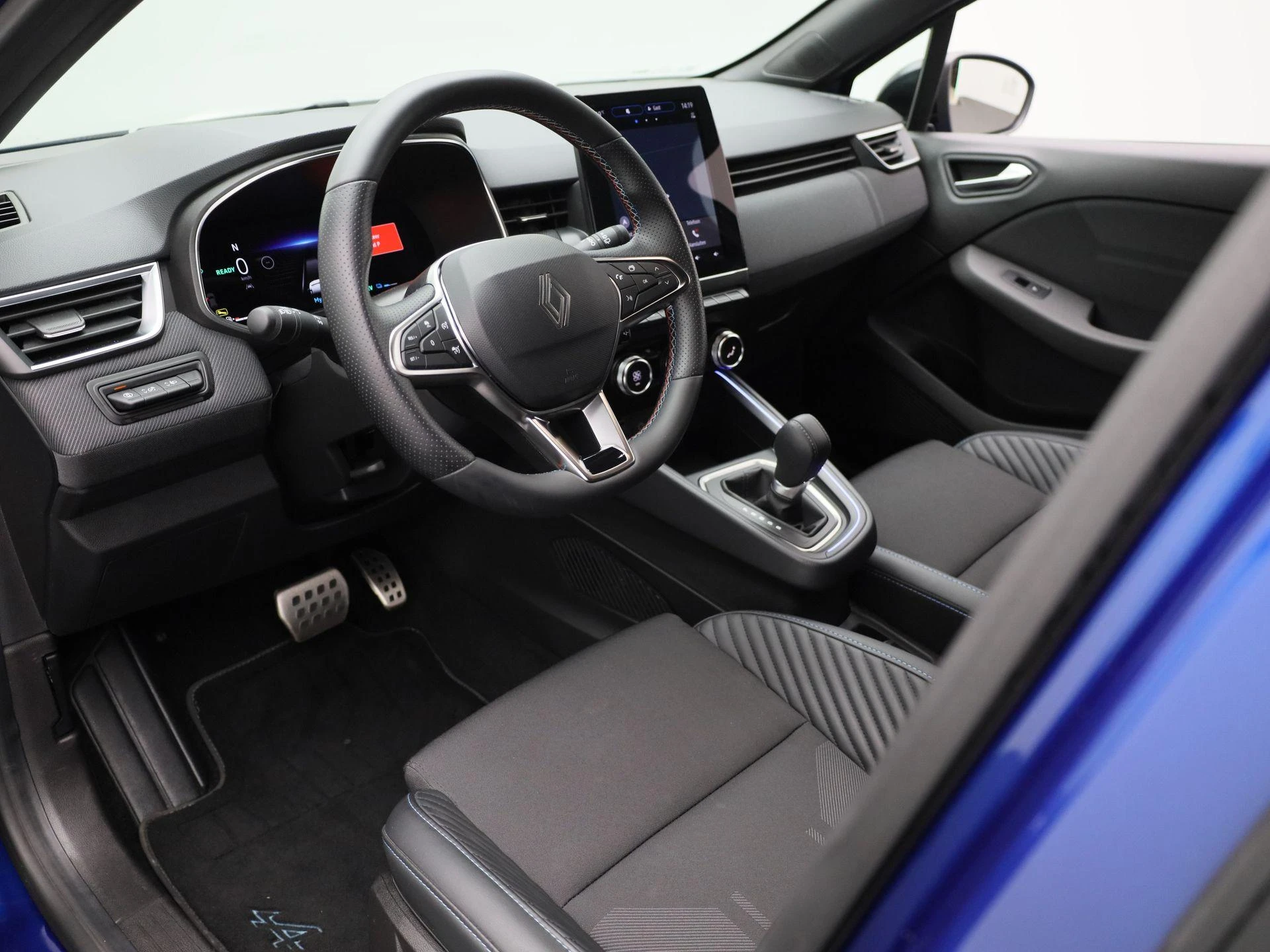 Renault-Clio-image-14