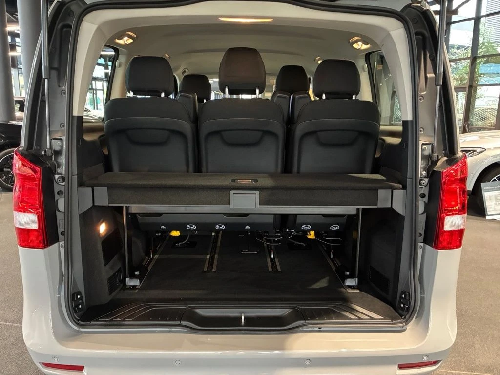 Mercedes-Benz-V-Klasse 220-image-9