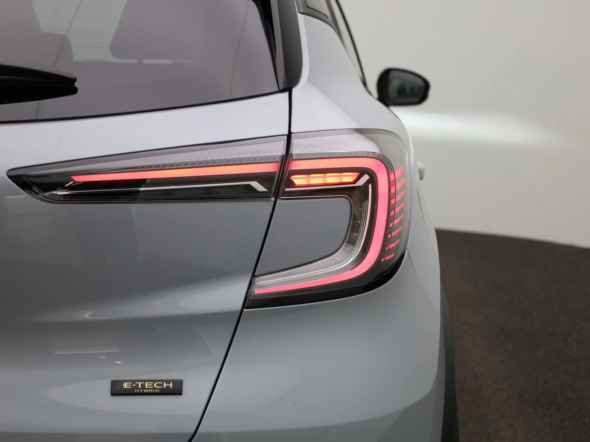 Renault Captur 1.8 E-Tech full hybrid 160 techno