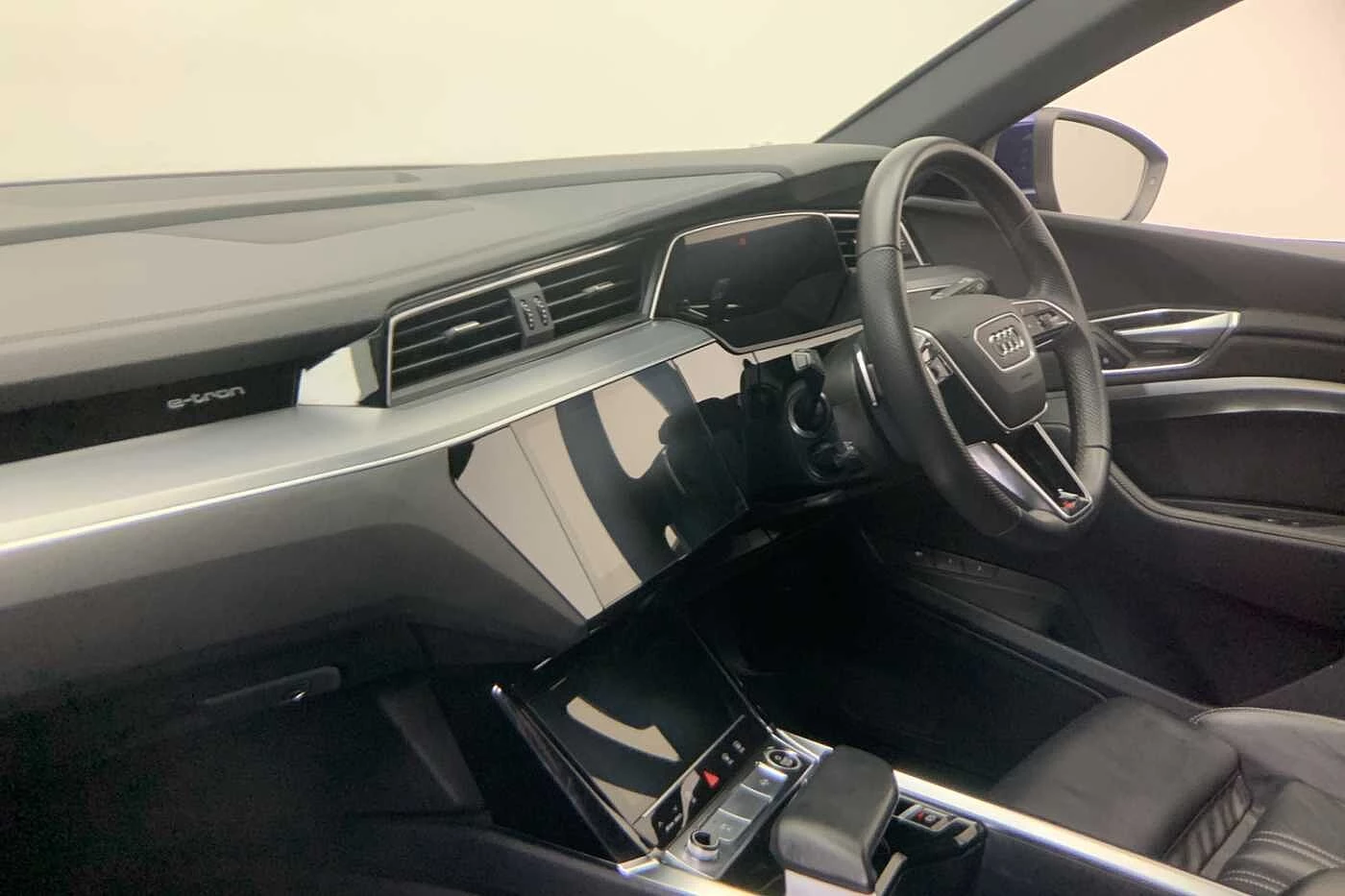Audi-e-tron-image-11
