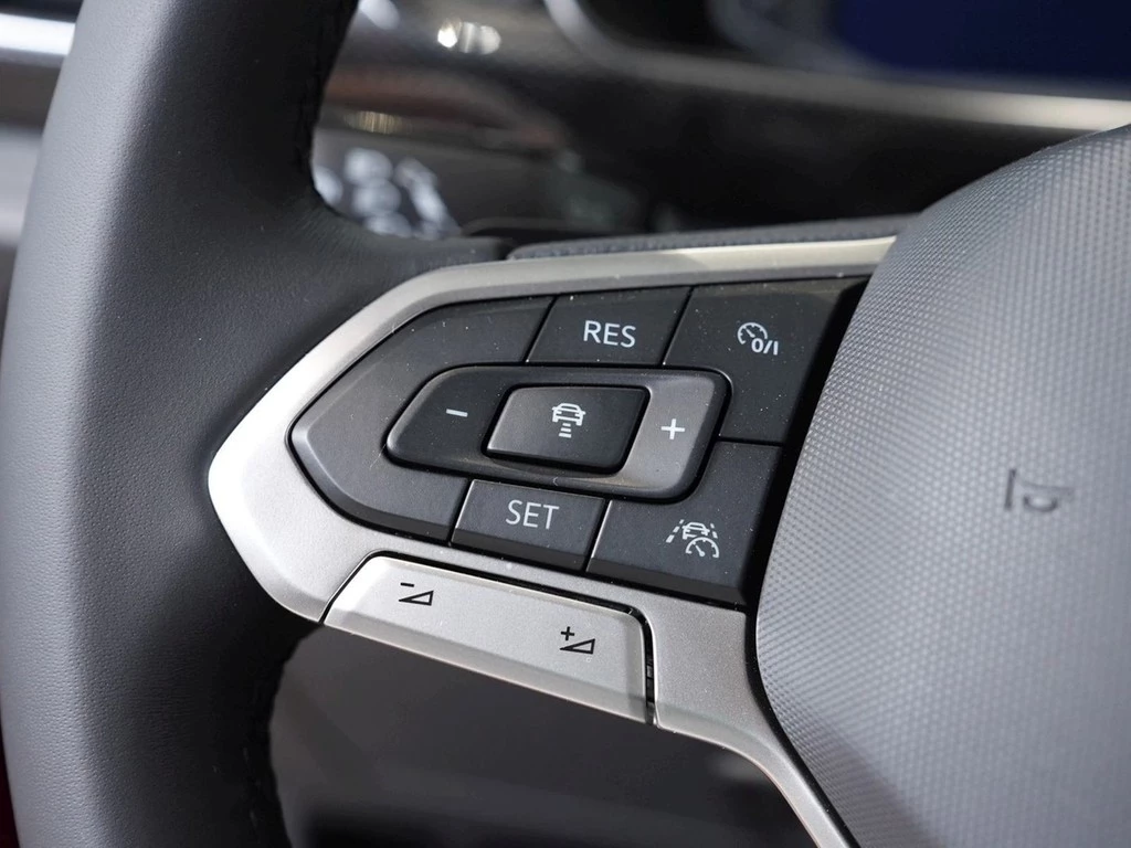 Volkswagen-T-Cross-image-16